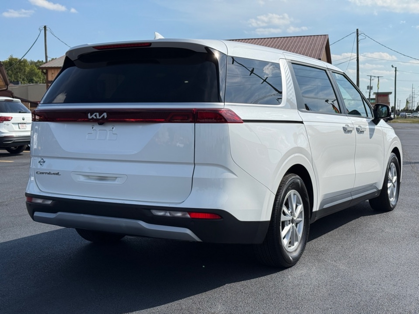2022 Kia Carnival LX photo 7