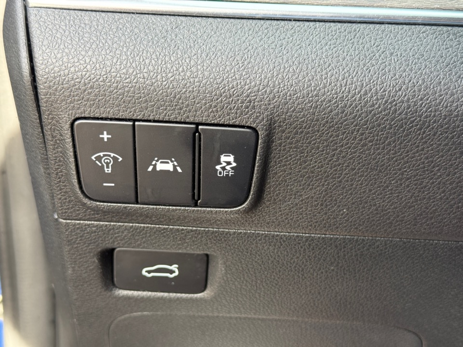 2022 Kia K5 EX, 39123, Photo