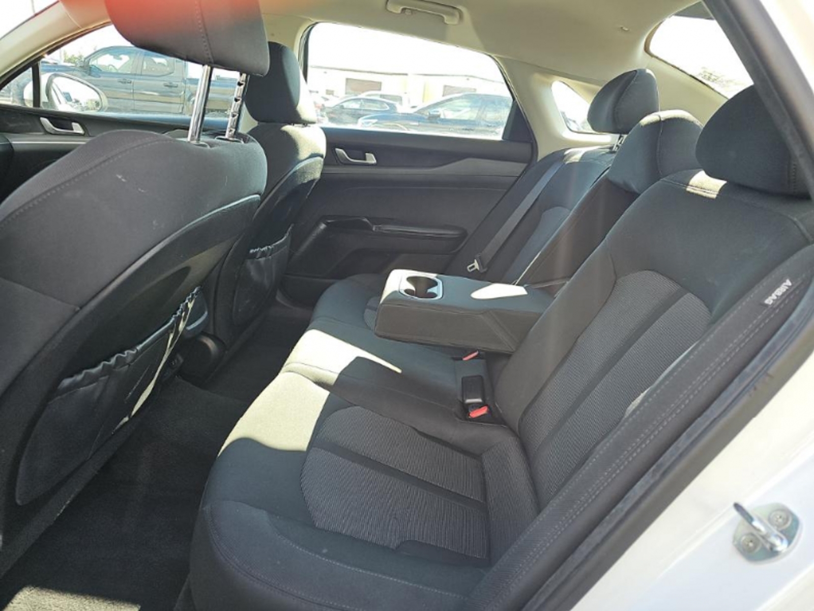 2022 Kia K5 LXS, 39599, Photo