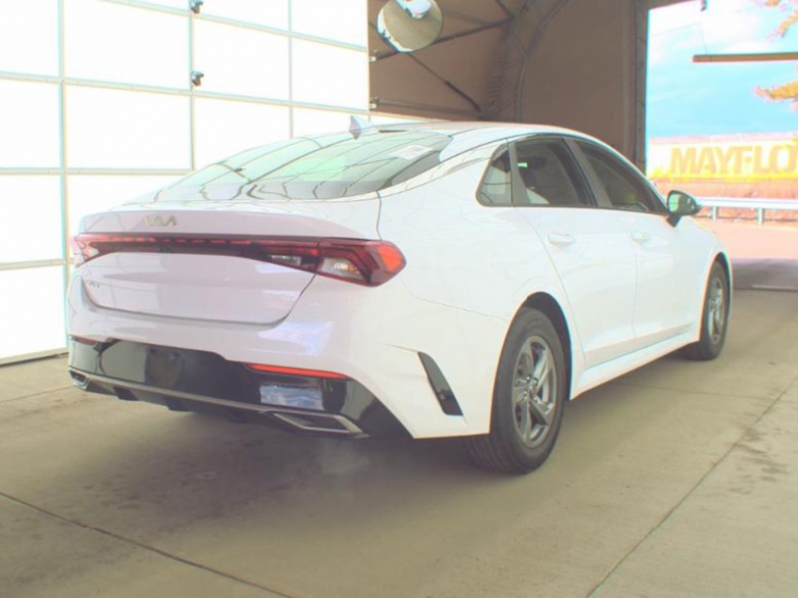 2022 Kia K5 LXS, 39599, Photo