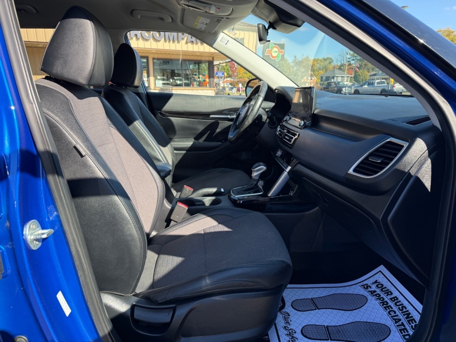 2022 Kia Seltos S, 39122, Photo