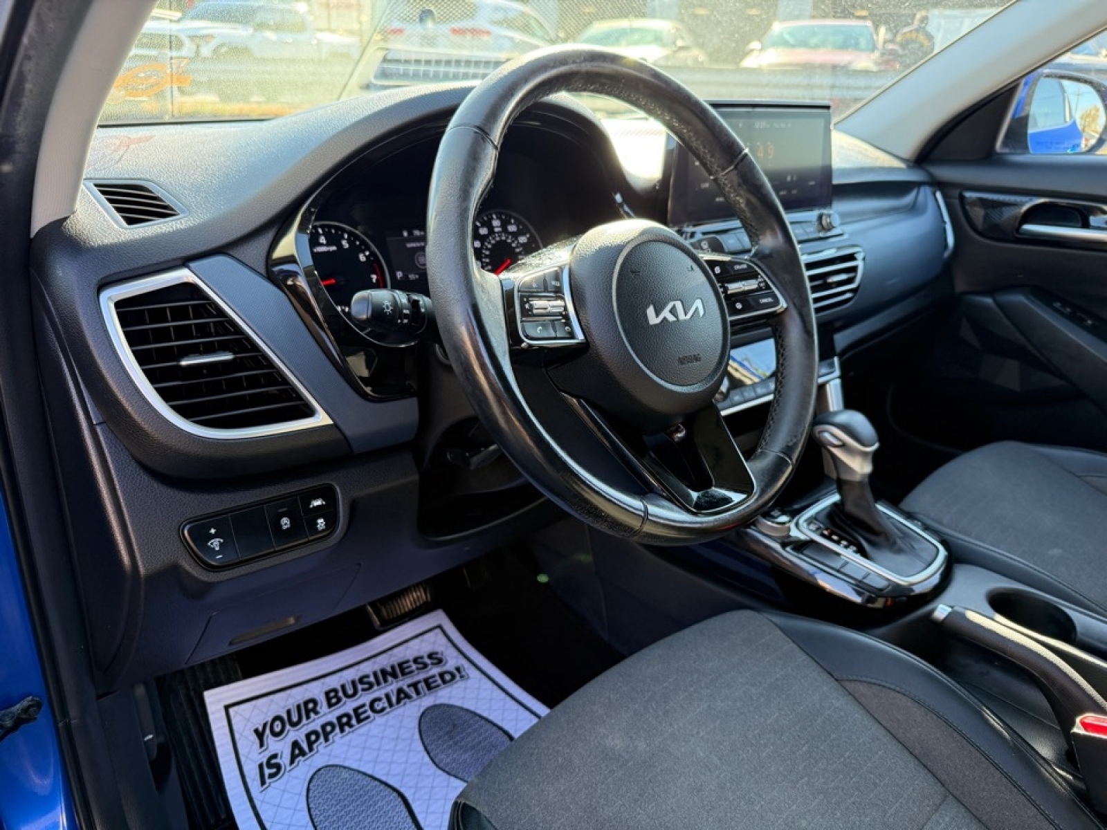 2022 Kia Seltos S, 39122, Photo