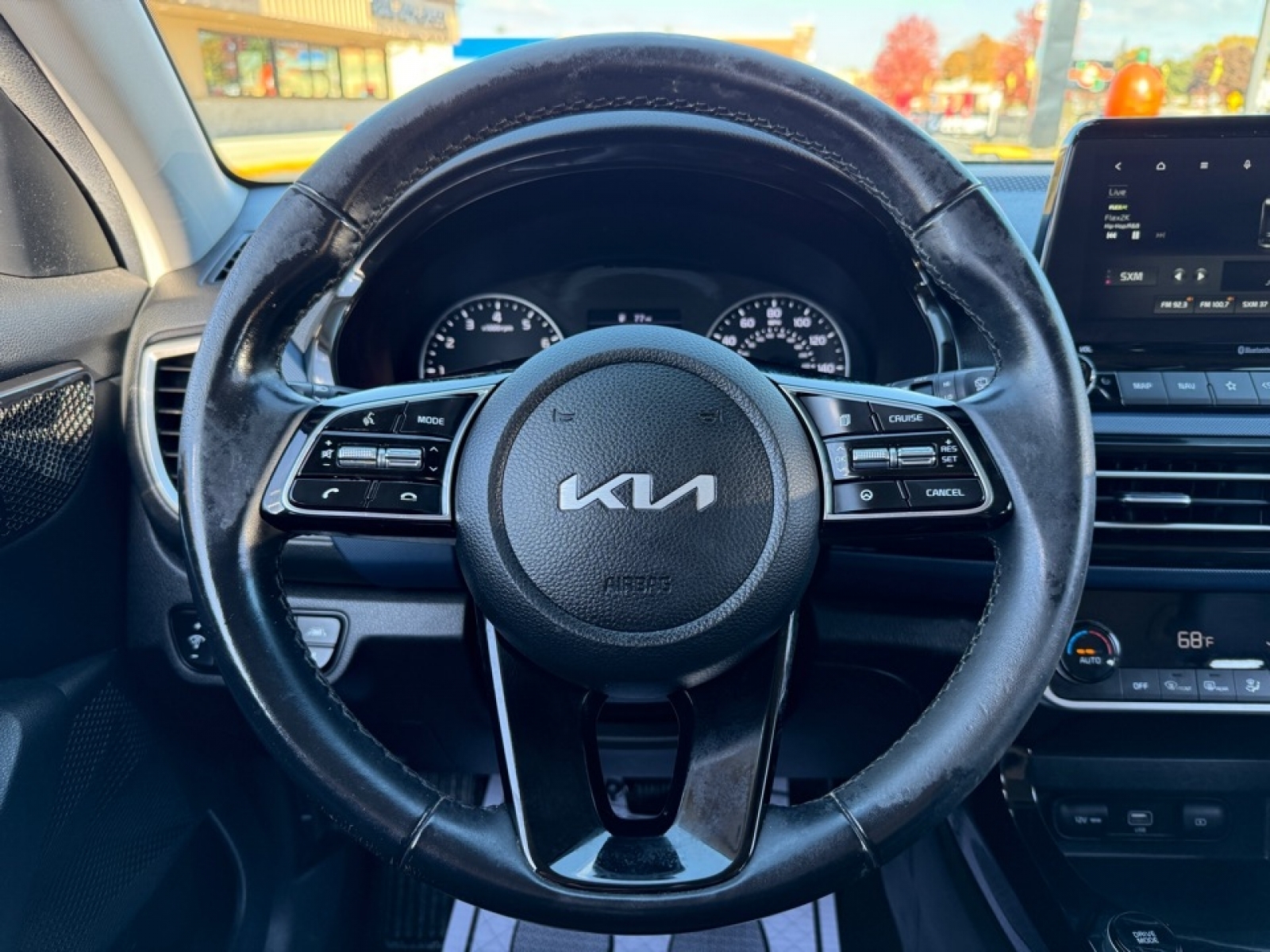 2022 Kia Seltos S, 39122, Photo