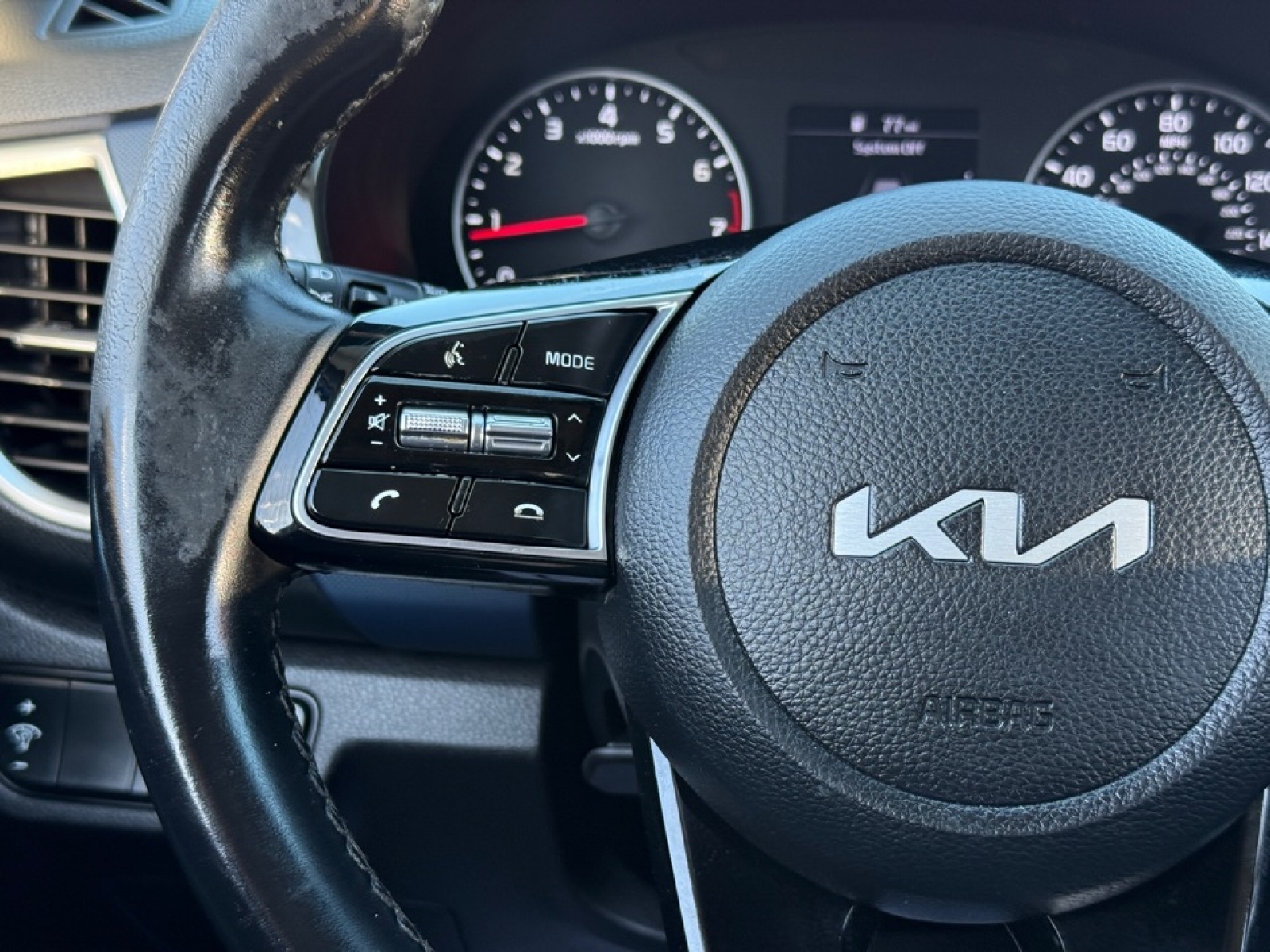 2022 Kia Seltos S, 39122, Photo