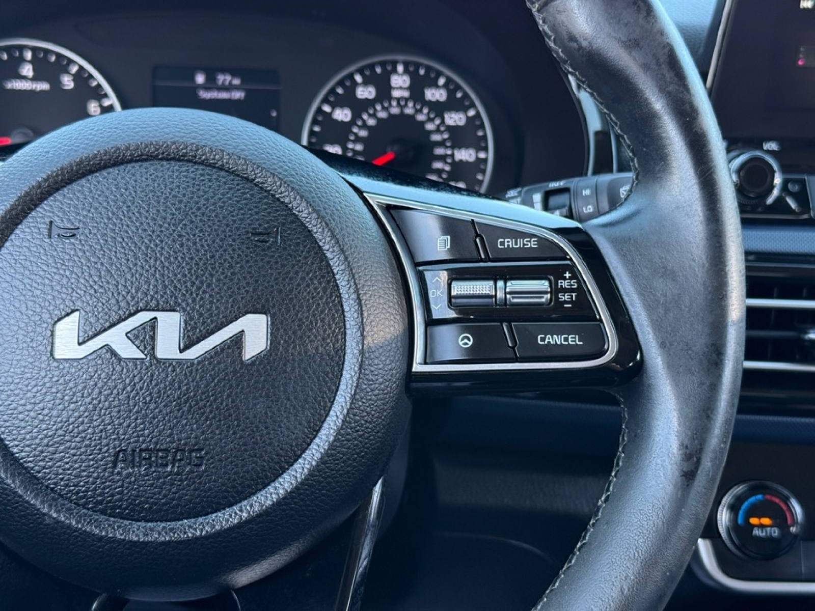 2022 Kia Seltos S, 39122, Photo