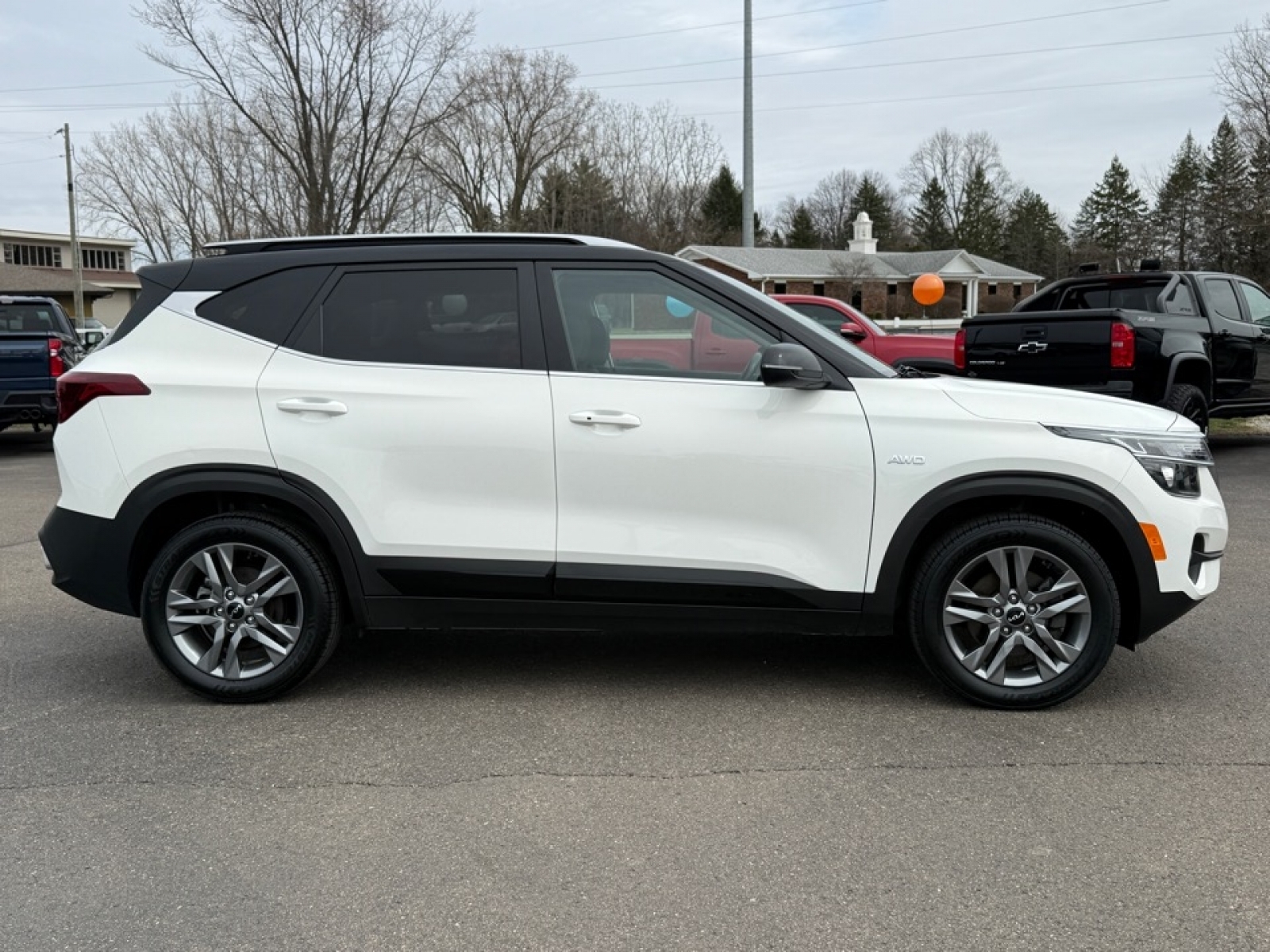 2022 Kia Seltos S, 39650, Photo