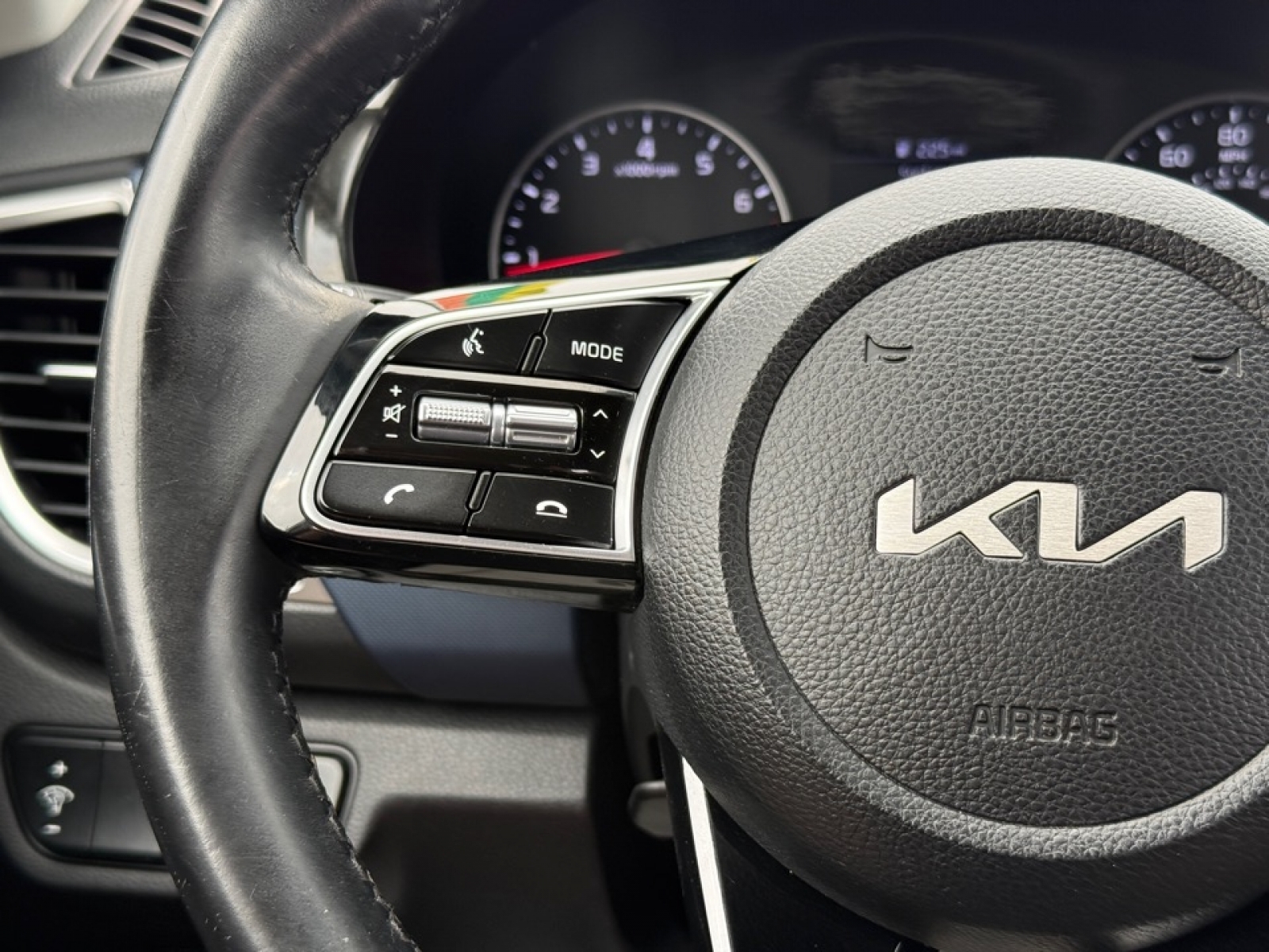 2022 Kia Seltos S, 39650, Photo