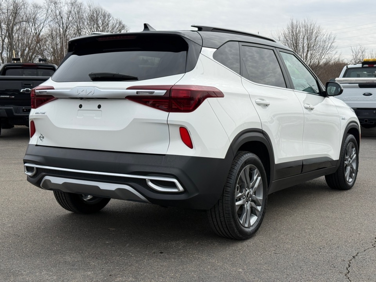 2022 Kia Seltos S, 39650, Photo