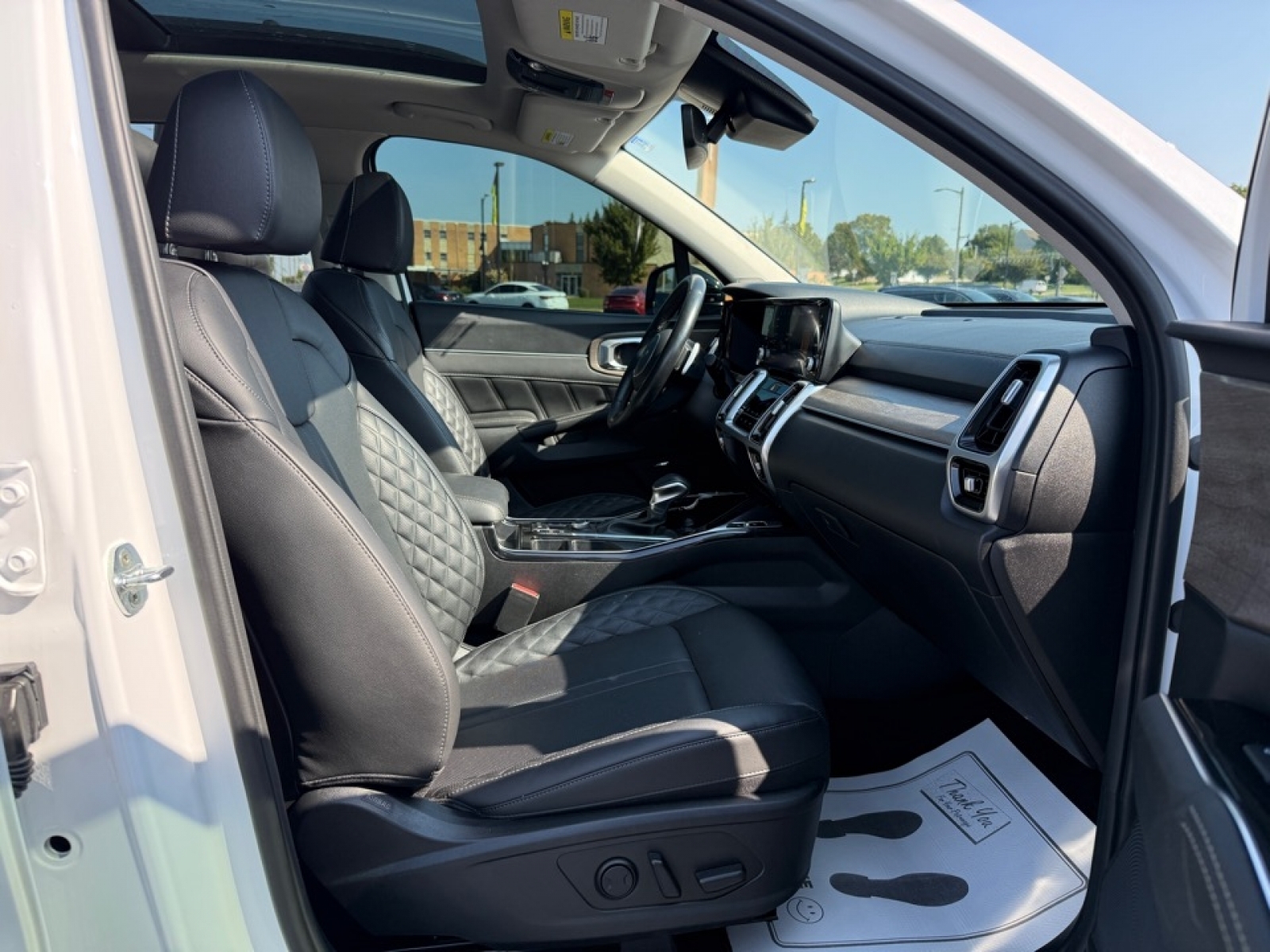 2022 Kia Sorento X-Line SX Prestige photo 11