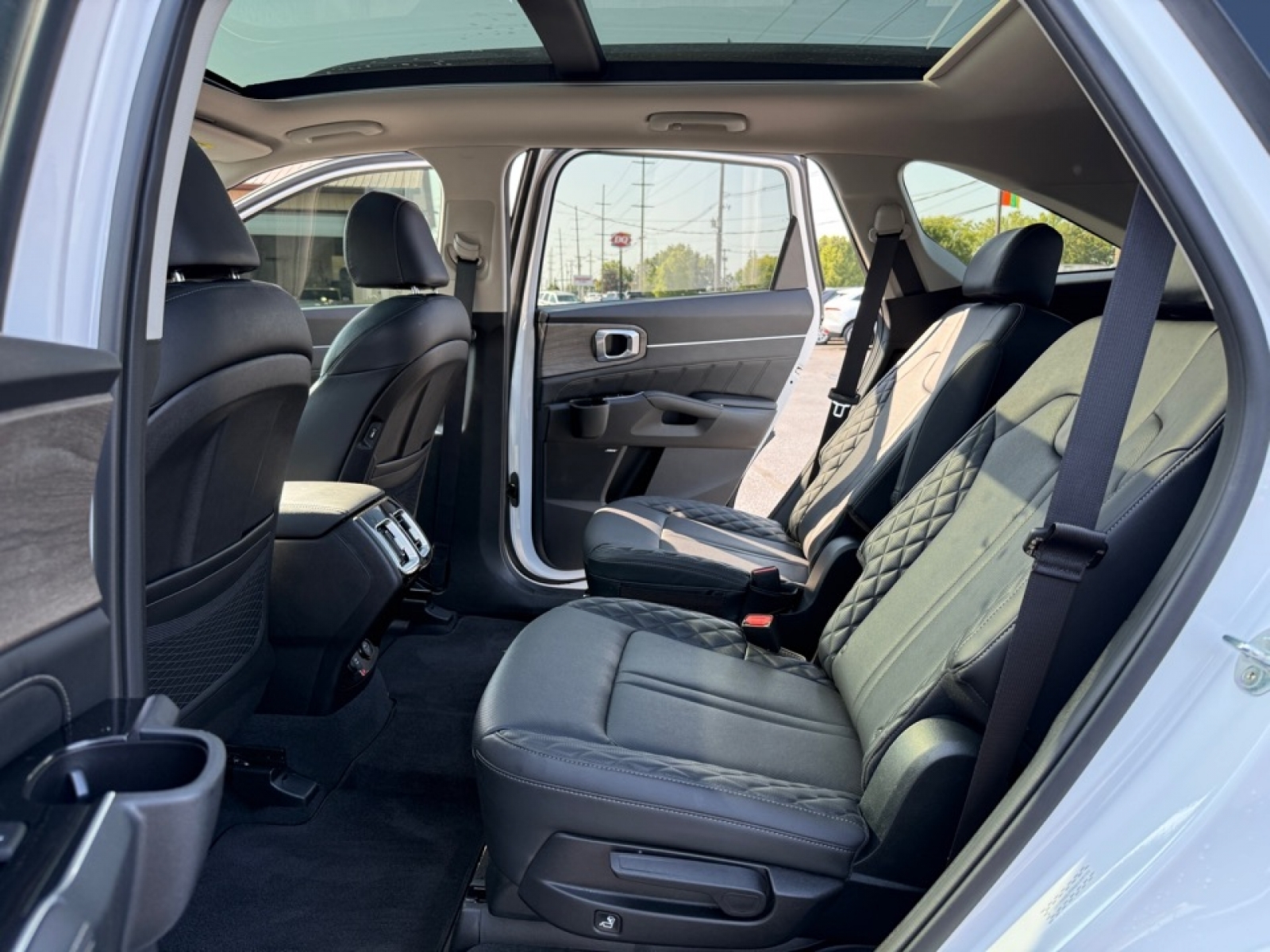 2022 Kia Sorento X-Line SX Prestige photo 14