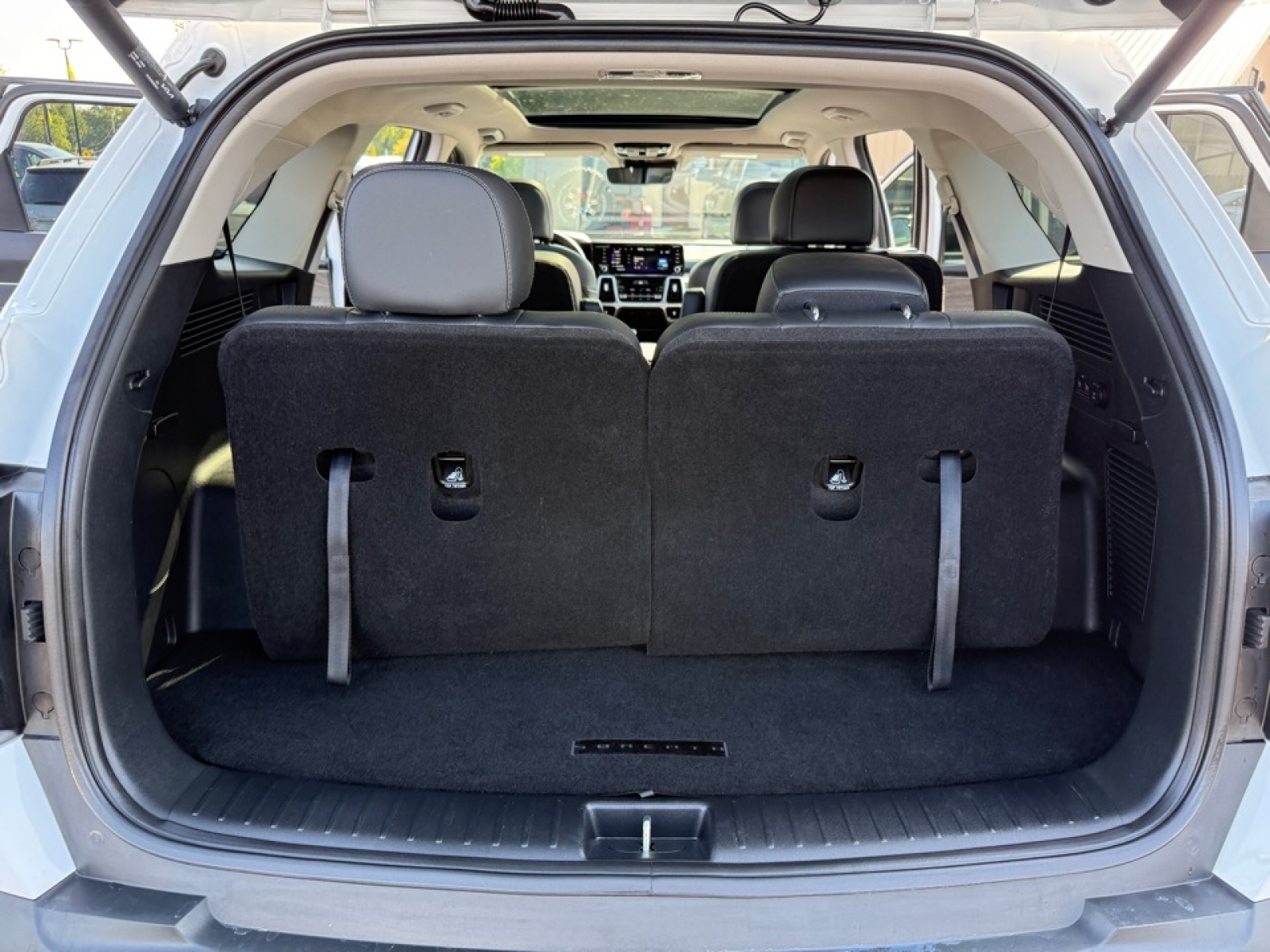 2022 Kia Sorento X-Line SX Prestige photo 36
