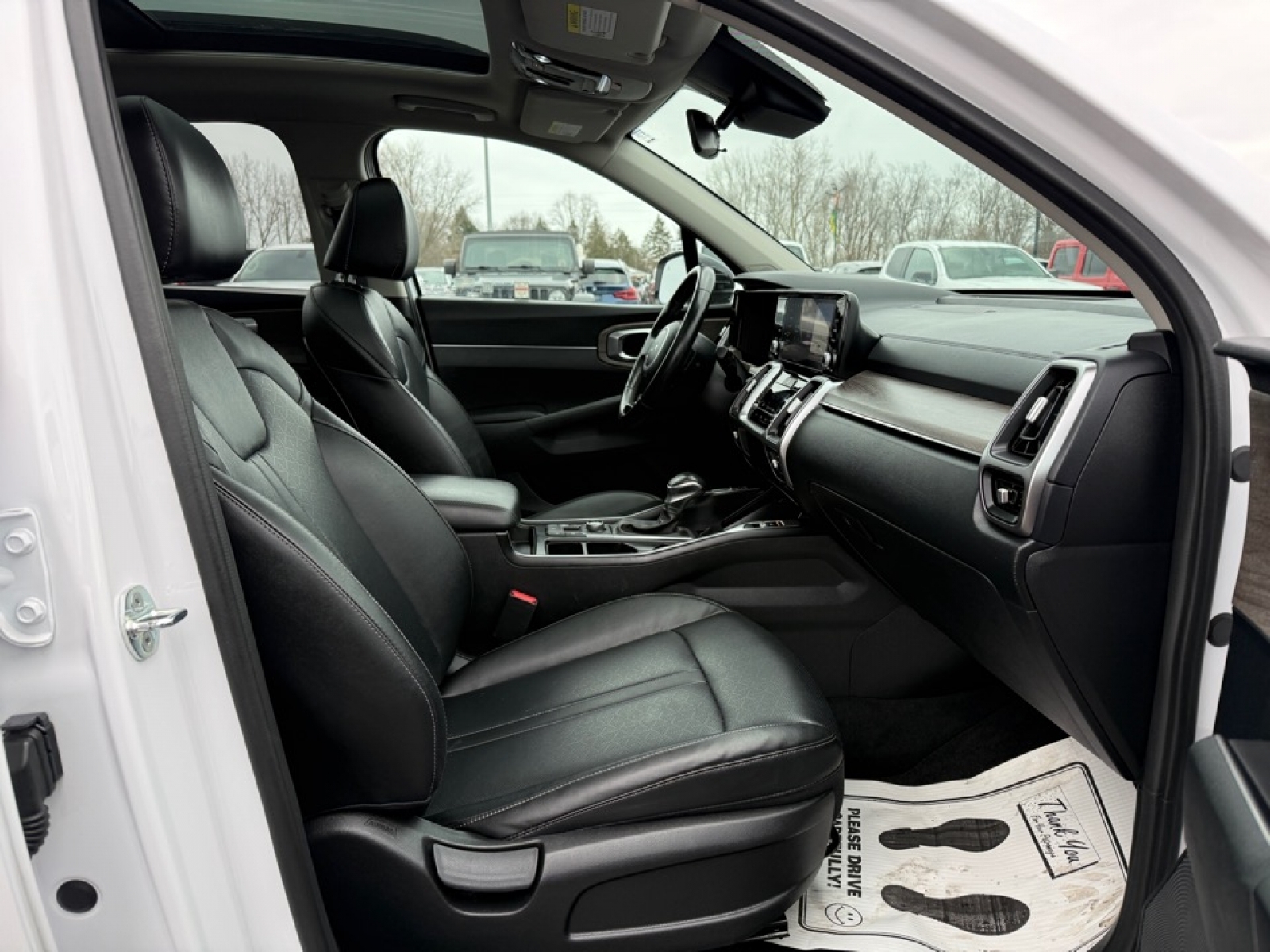 2022 Kia Sorento X-Line EX, 39251, Photo