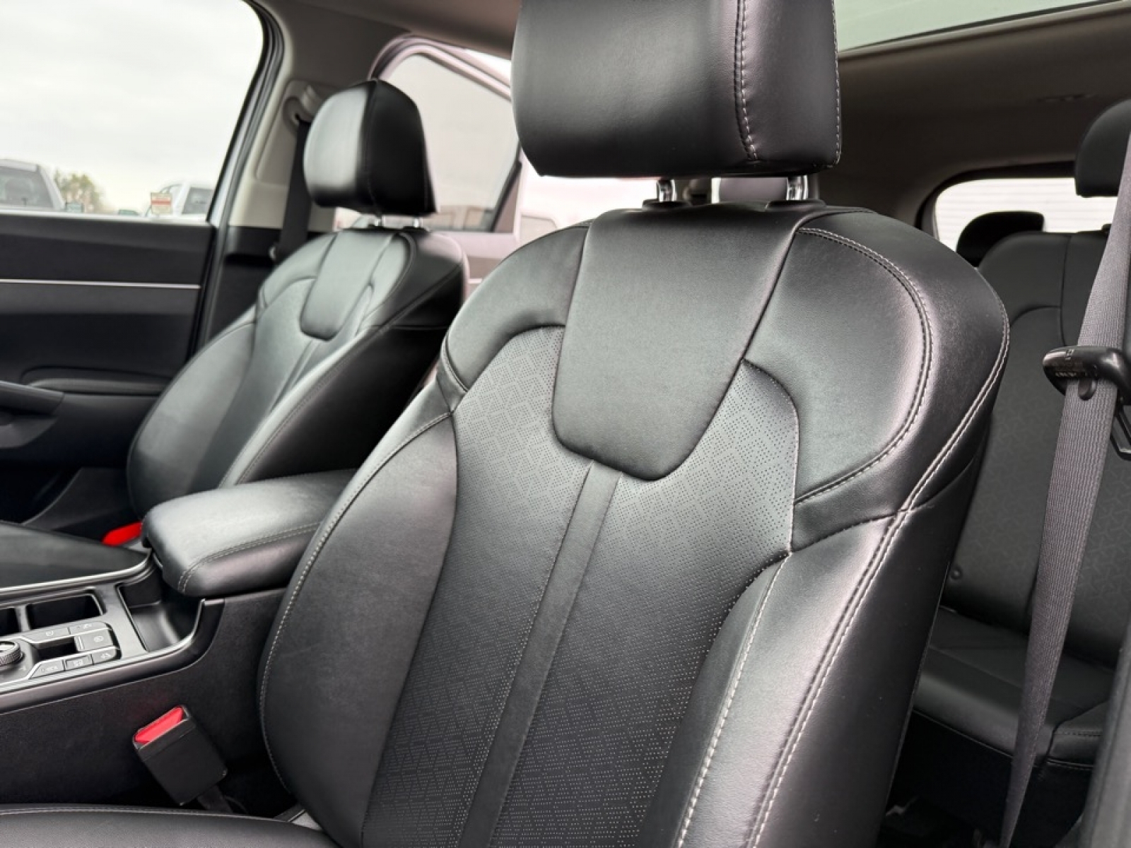 2022 Kia Sorento X-Line EX, 39251, Photo