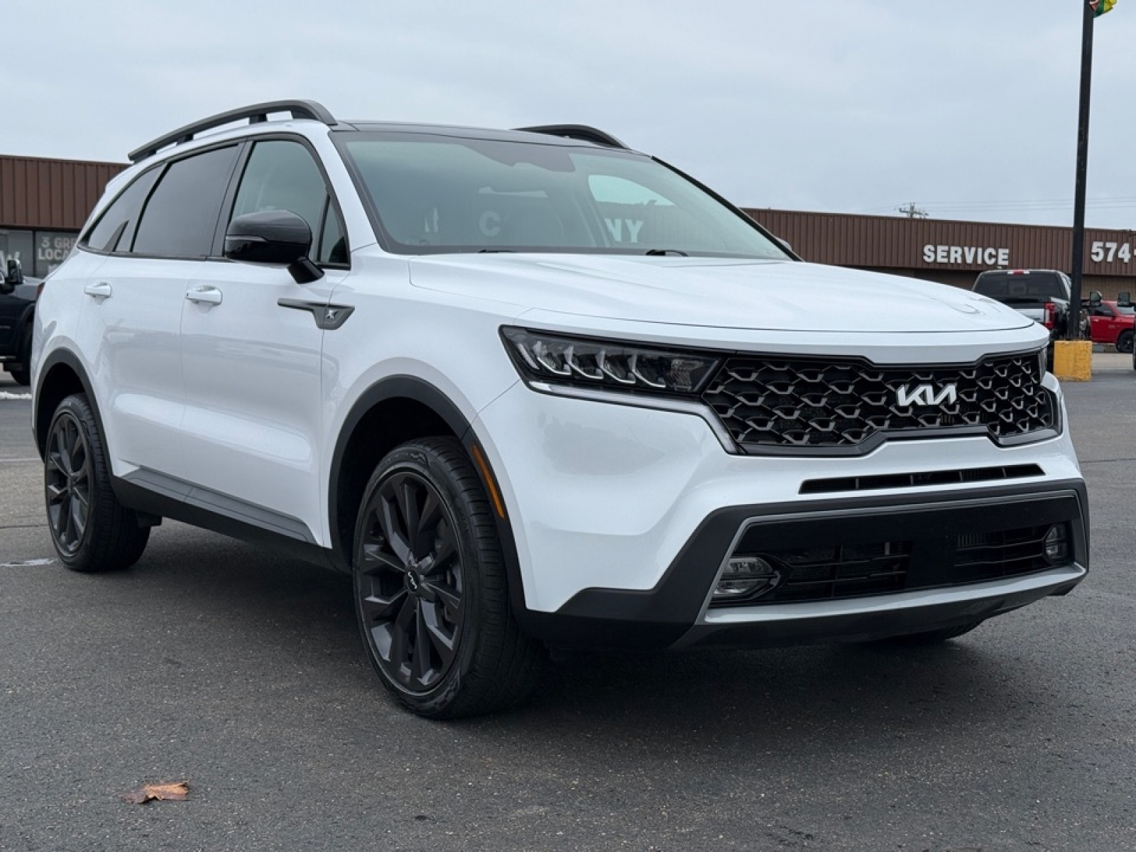 2022 Kia Sorento X-Line EX, 39251, Photo