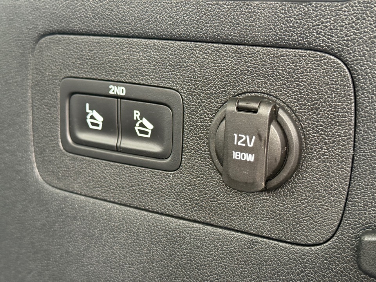 2022 Kia Sorento X-Line EX, 39251, Photo