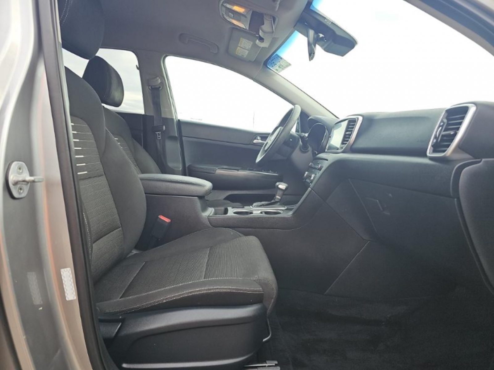 2022 Kia Sportage LX, 39856, Photo