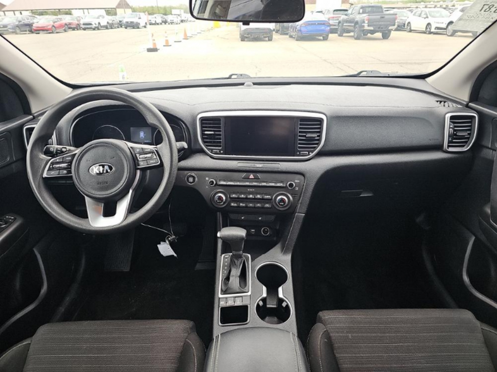 2022 Kia Sportage LX, 39856, Photo