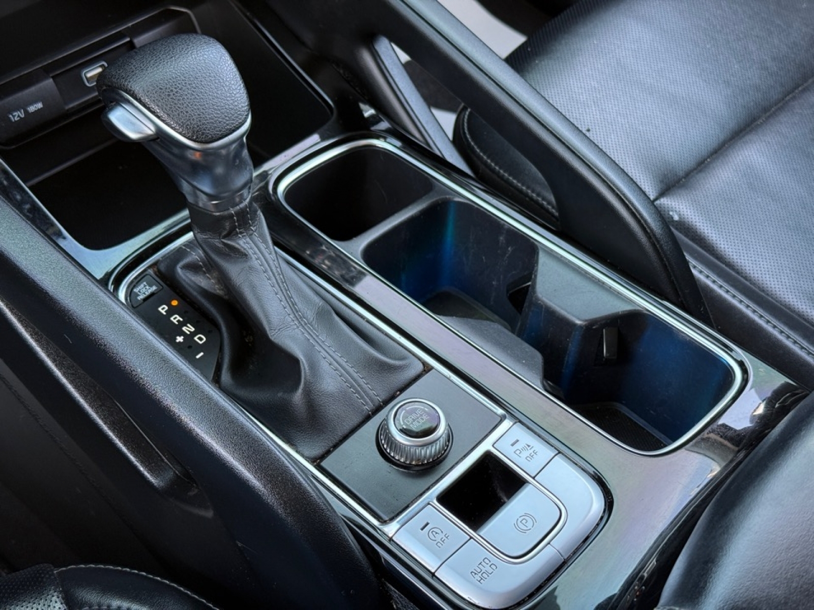 2022 Kia Telluride LX, 39100, Photo