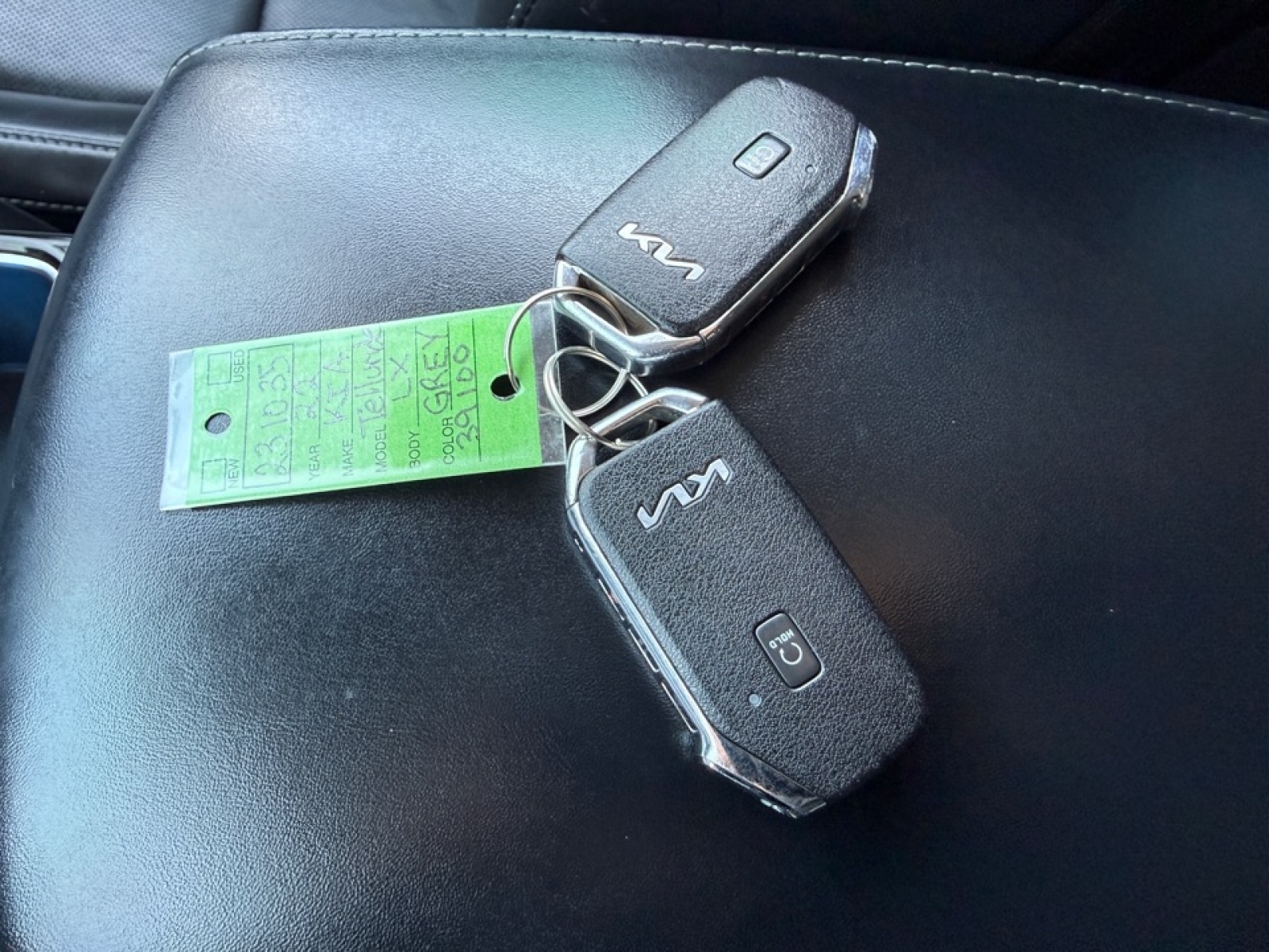 2022 Kia Telluride LX, 39100, Photo