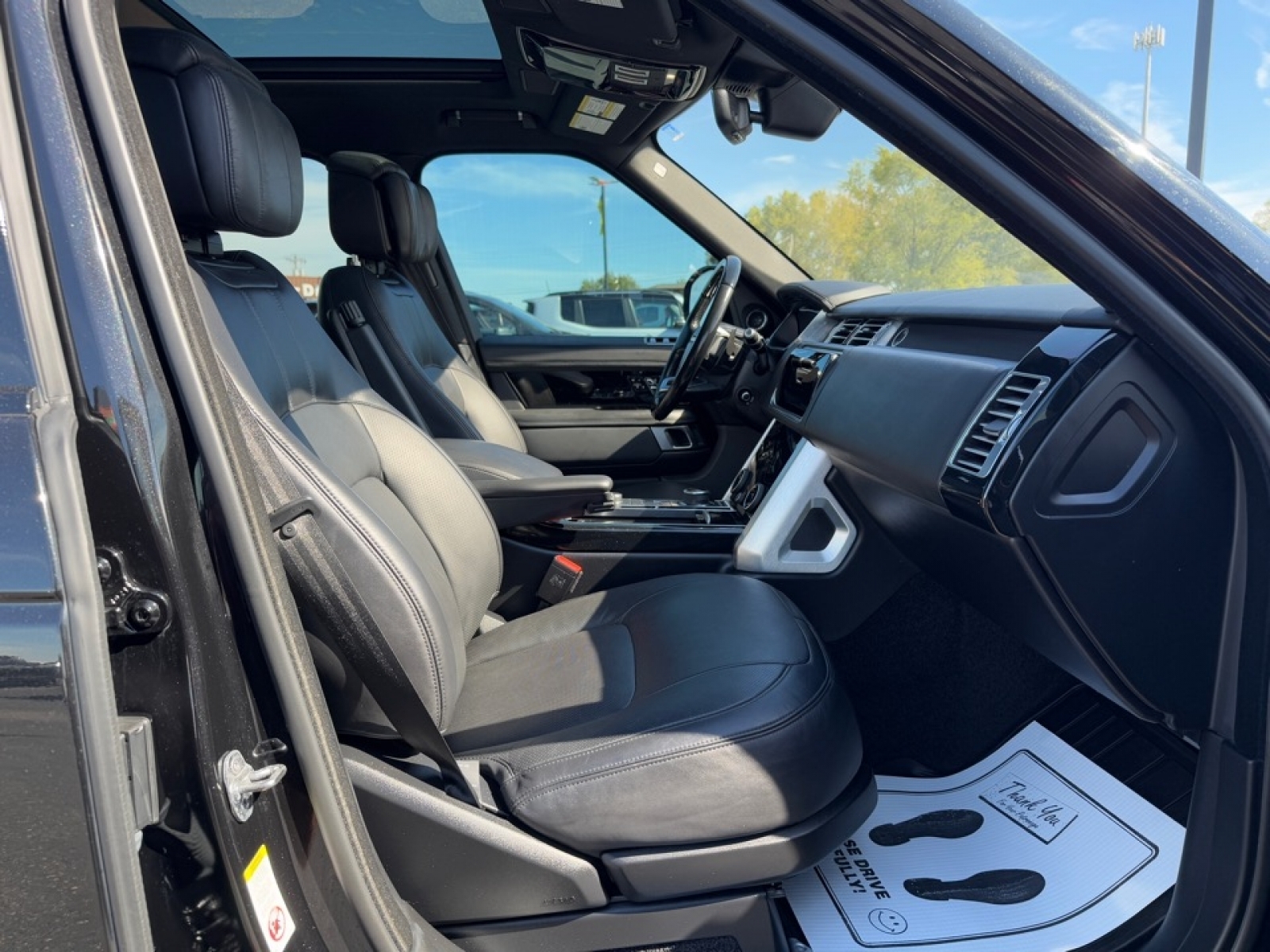 2022 Land Rover Range Rover Westminster, 38964, Photo