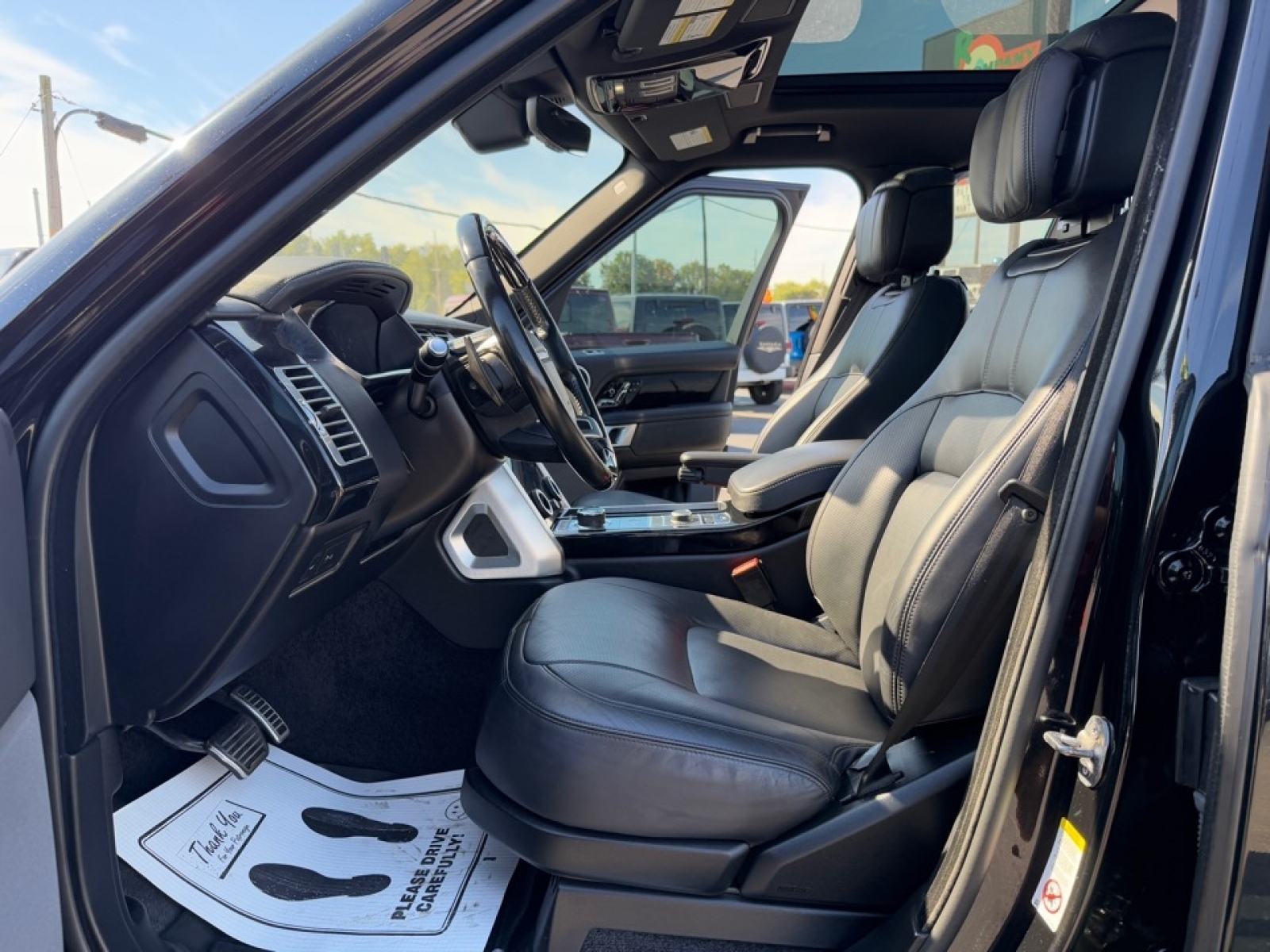 2022 Land Rover Range Rover Westminster, 38964, Photo