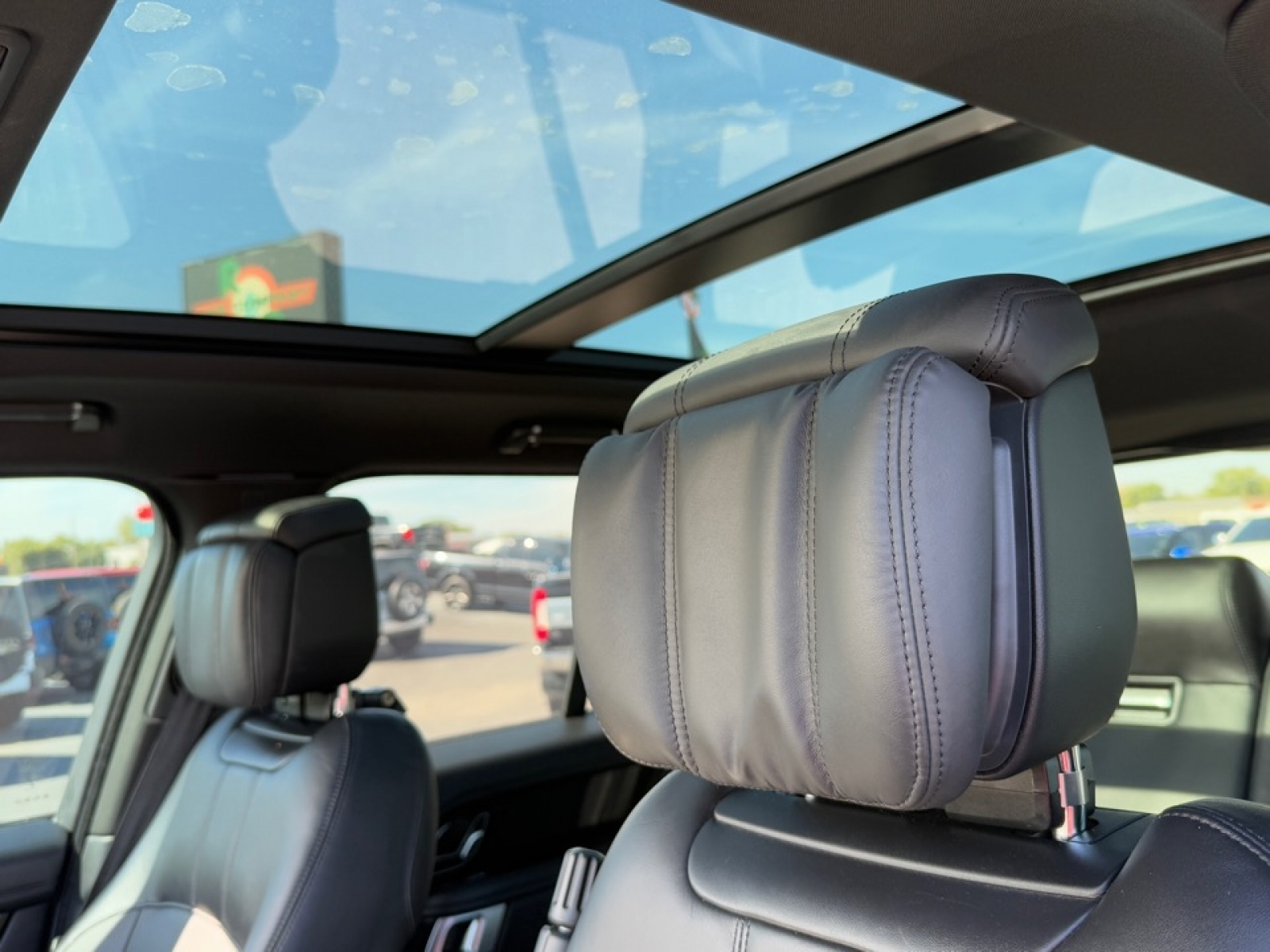 2022 Land Rover Range Rover Westminster, 38964, Photo