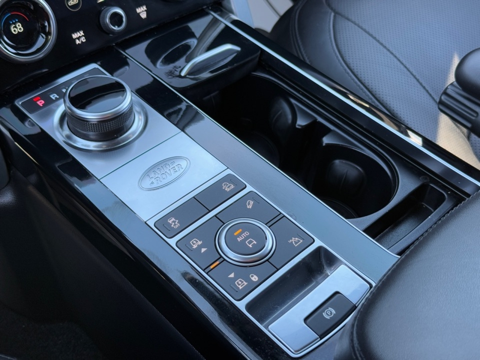 2022 Land Rover Range Rover Westminster, 38964, Photo