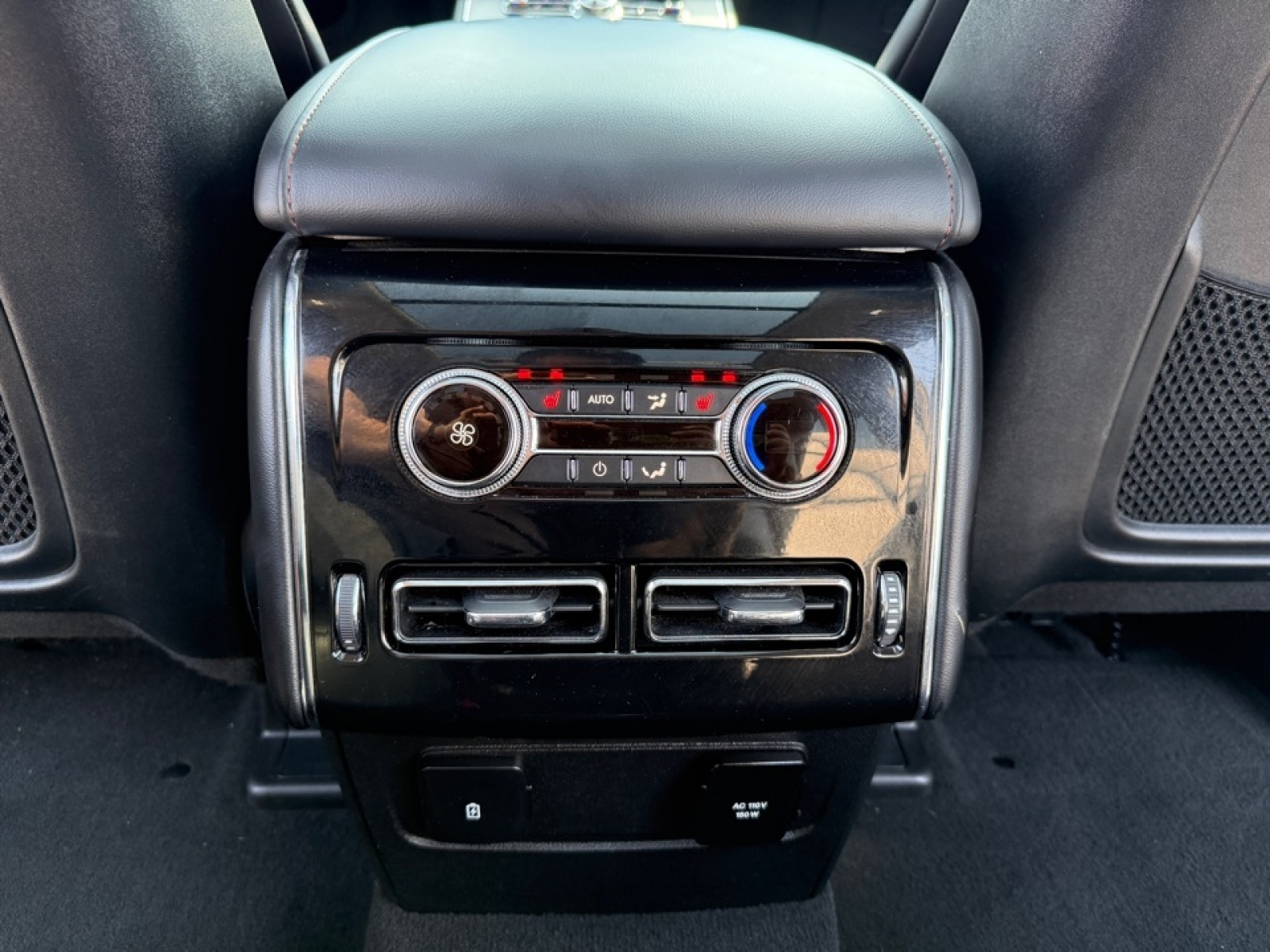 2022 Lincoln Aviator Standard, 39674, Photo