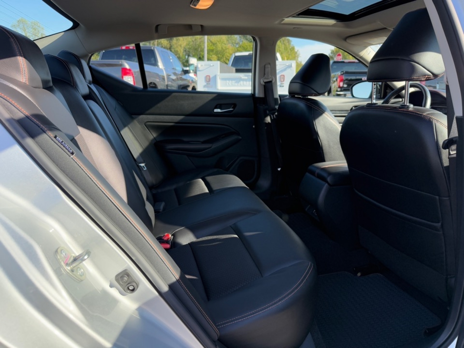 2022 Nissan Altima SR VC-Turbo FWD, 39059, Photo