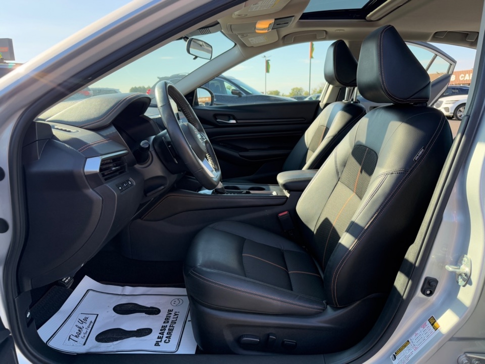 2022 Nissan Altima SR VC-Turbo FWD, 39059, Photo