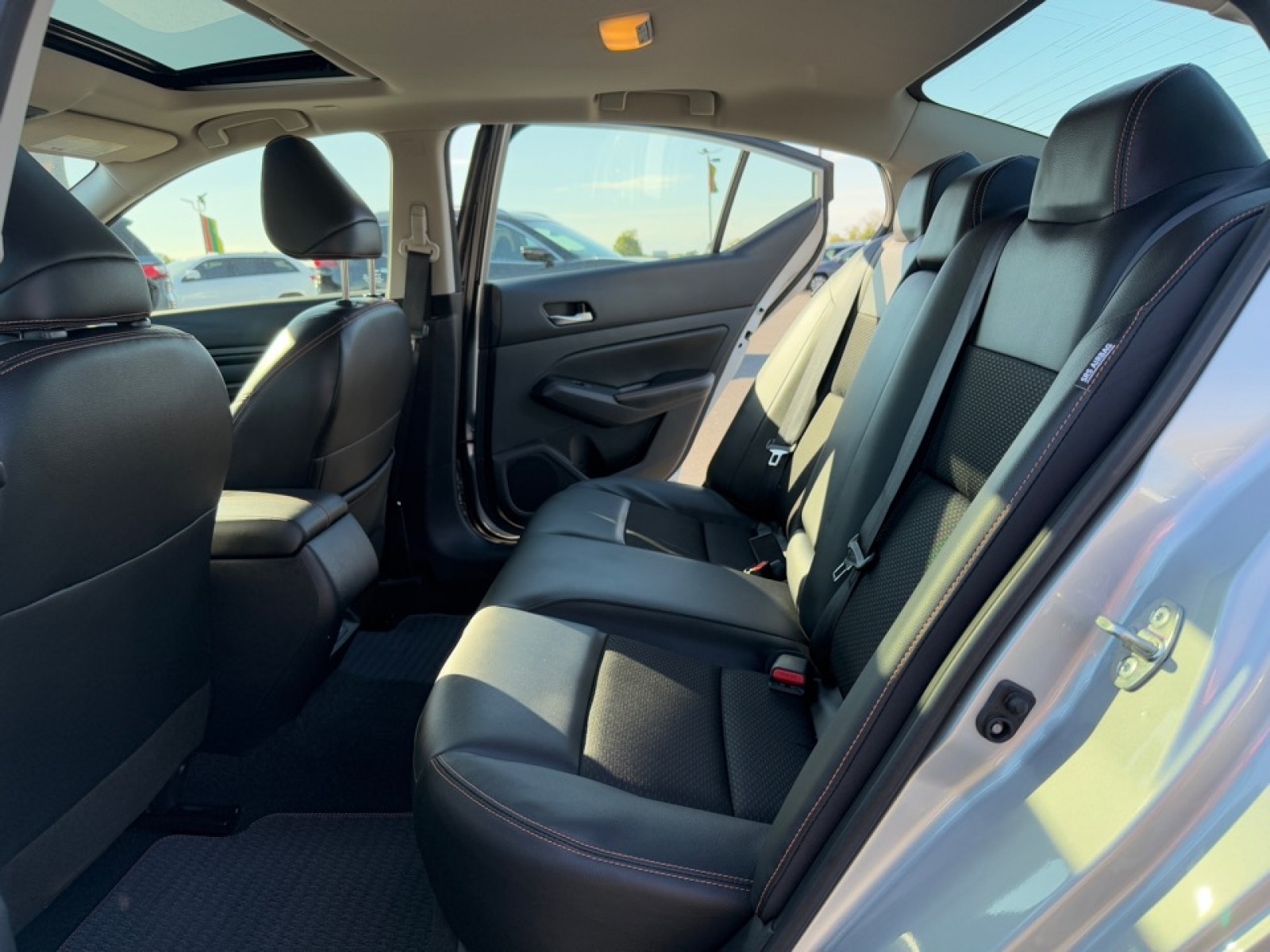 2022 Nissan Altima SR VC-Turbo FWD, 39059, Photo