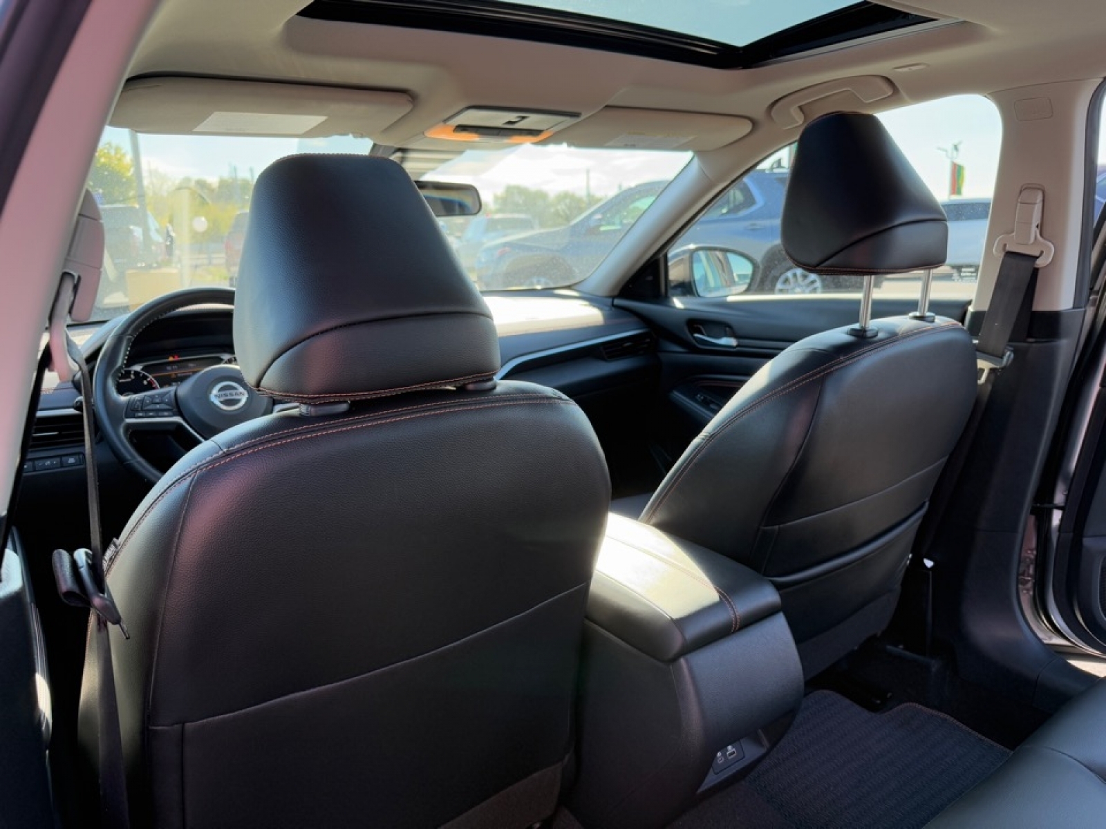 2022 Nissan Altima SR VC-Turbo FWD, 39059, Photo