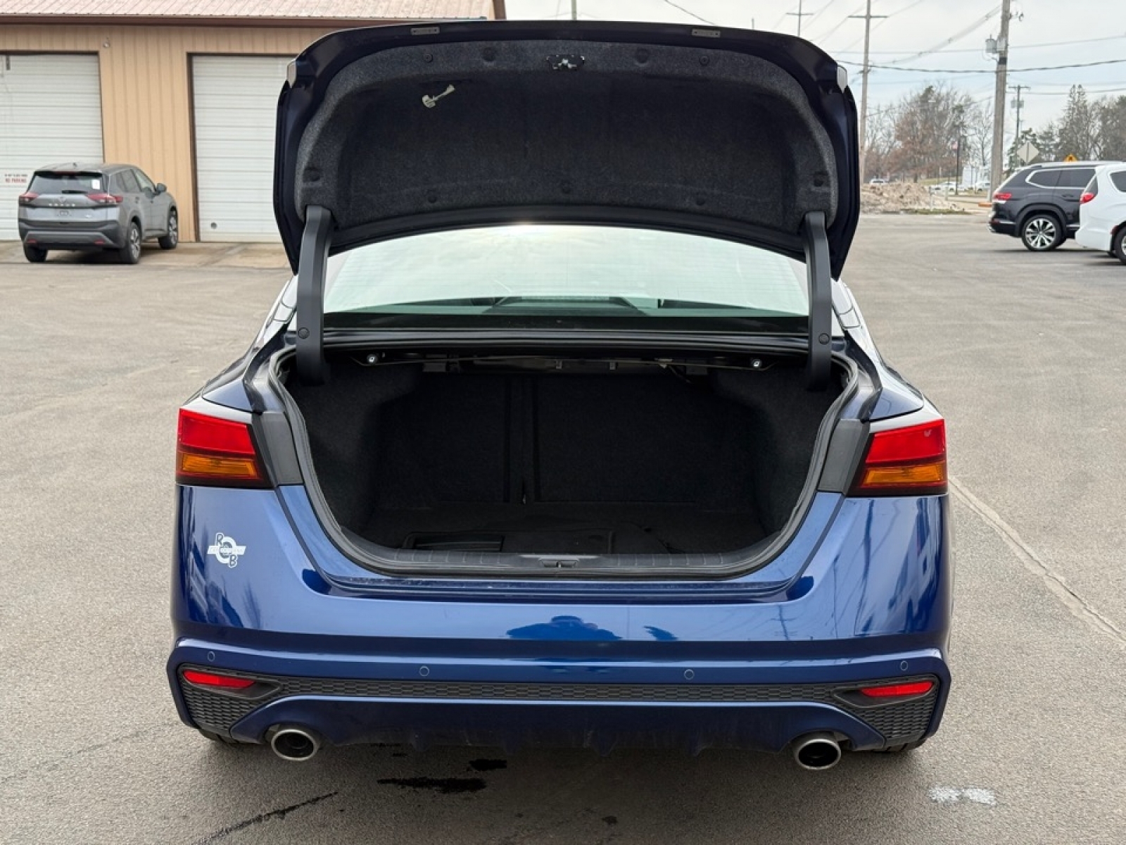 2022 Nissan Altima Platinum Intelligent AWD, 39520, Photo