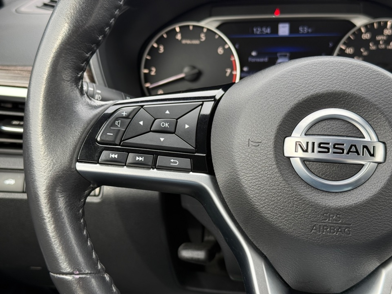 2022 Nissan Altima Platinum Intelligent AWD, 39520, Photo