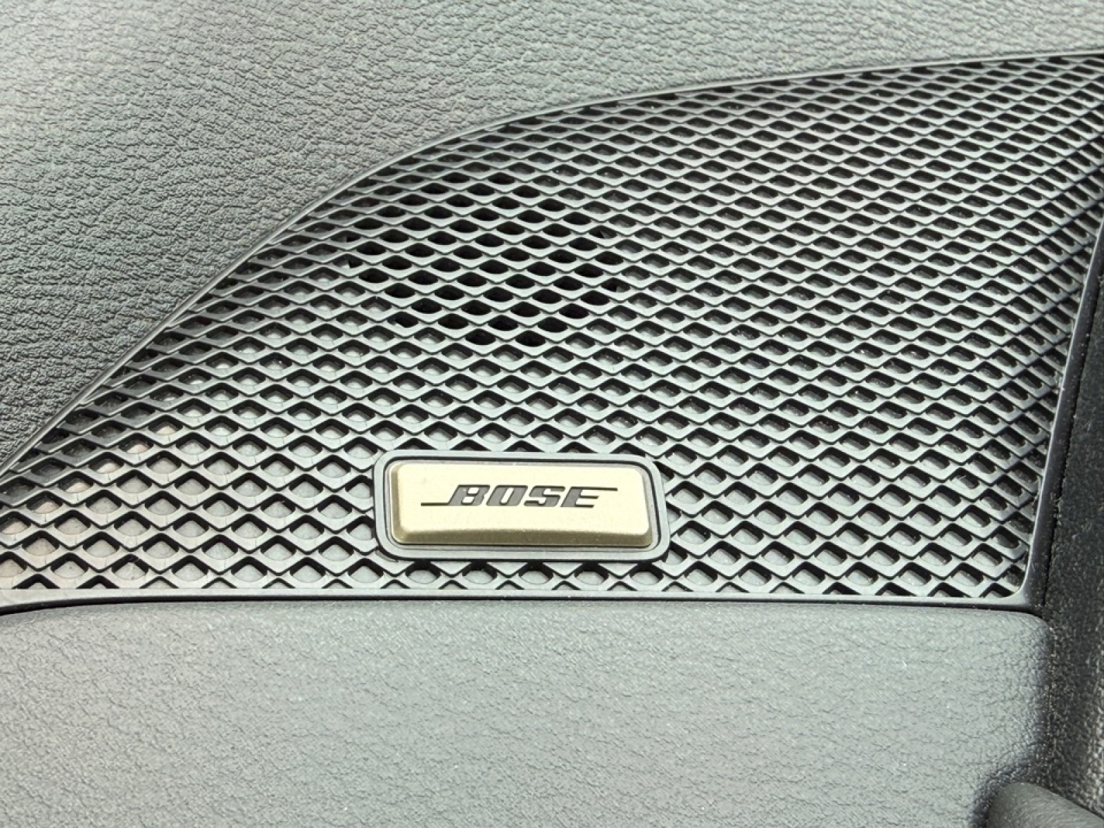 2022 Nissan Altima Platinum Intelligent AWD, 39520, Photo