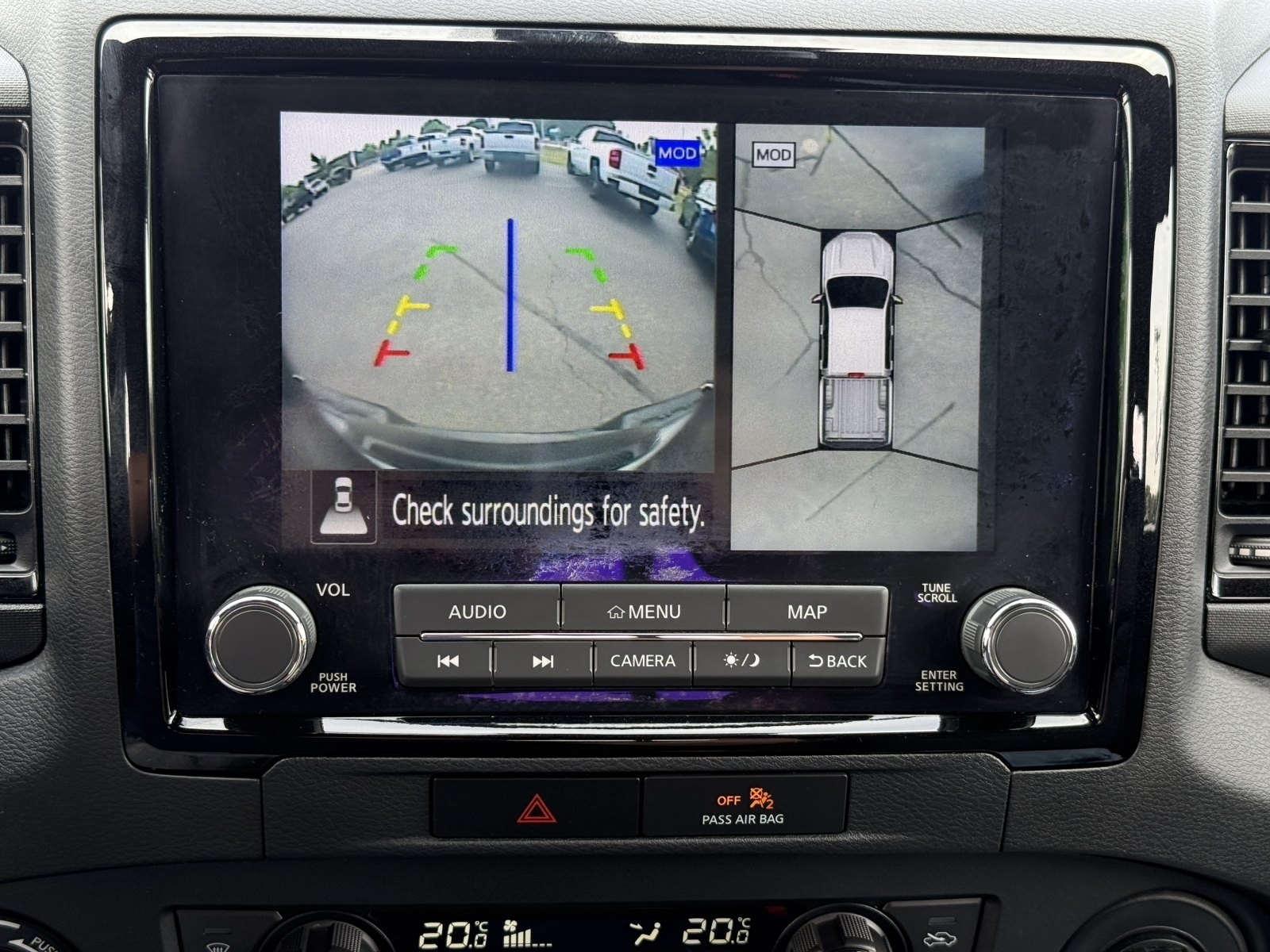 2022 Nissan Frontier Crew Cab Pro-4X, 38597, Photo