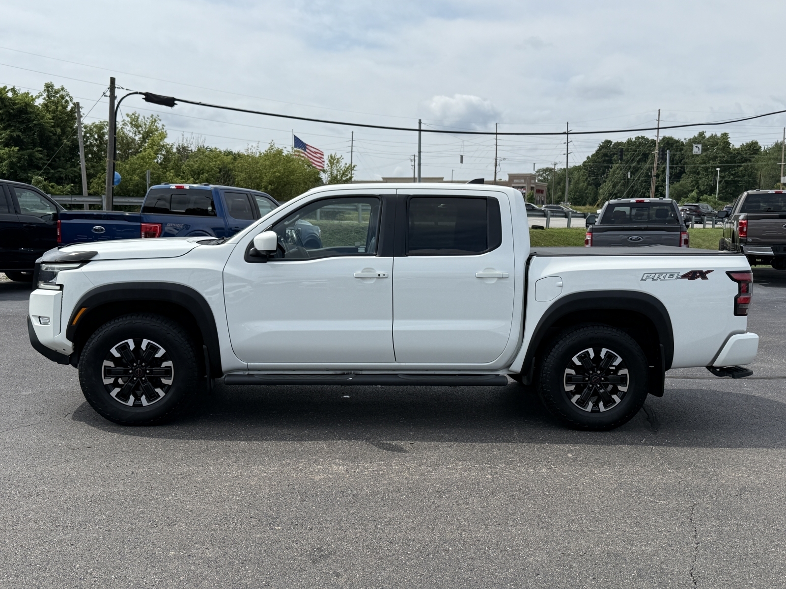 2022 Nissan Frontier Crew Cab Pro-4X, 38597, Photo