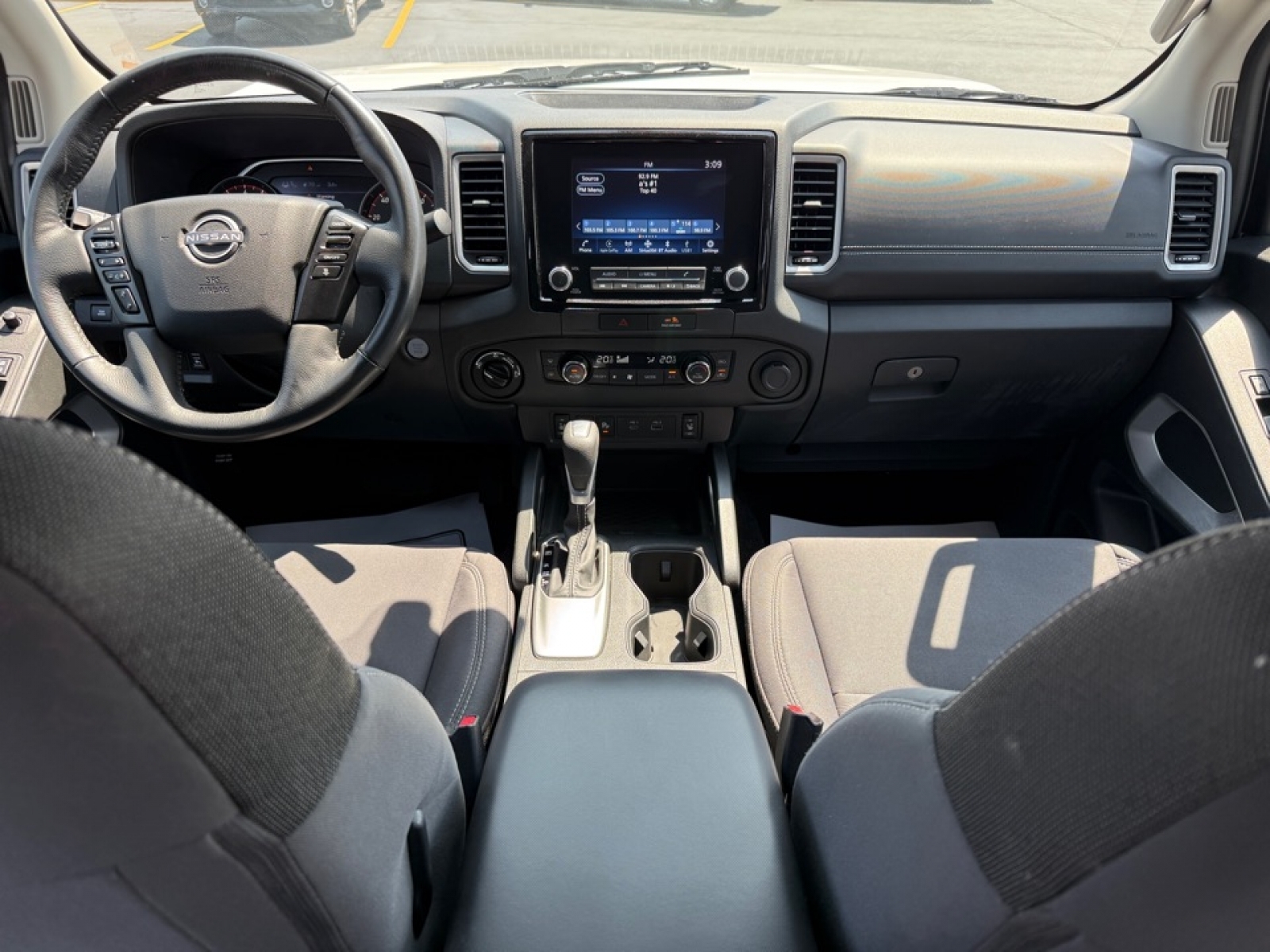 2022 Nissan Frontier Crew Cab SV photo 19