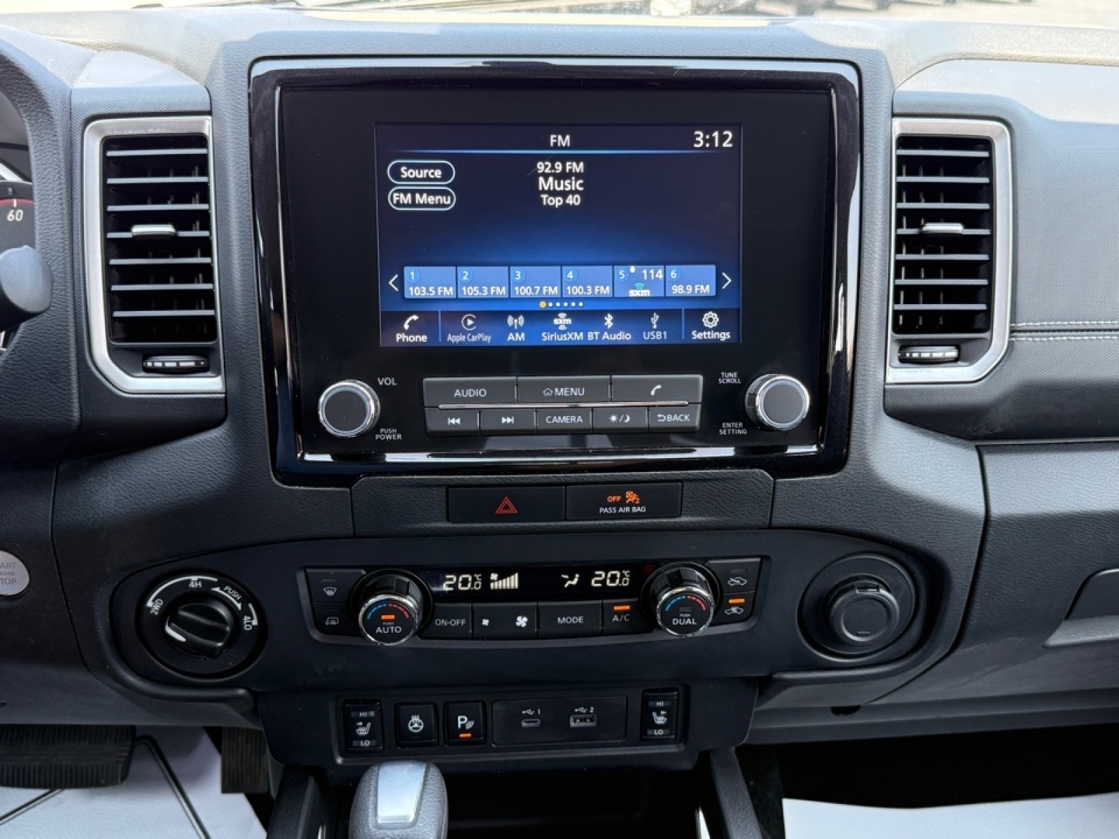 2022 Nissan Frontier Crew Cab SV photo 20