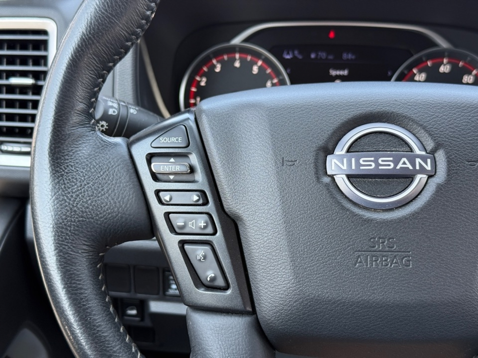 2022 Nissan Frontier Crew Cab SV photo 22