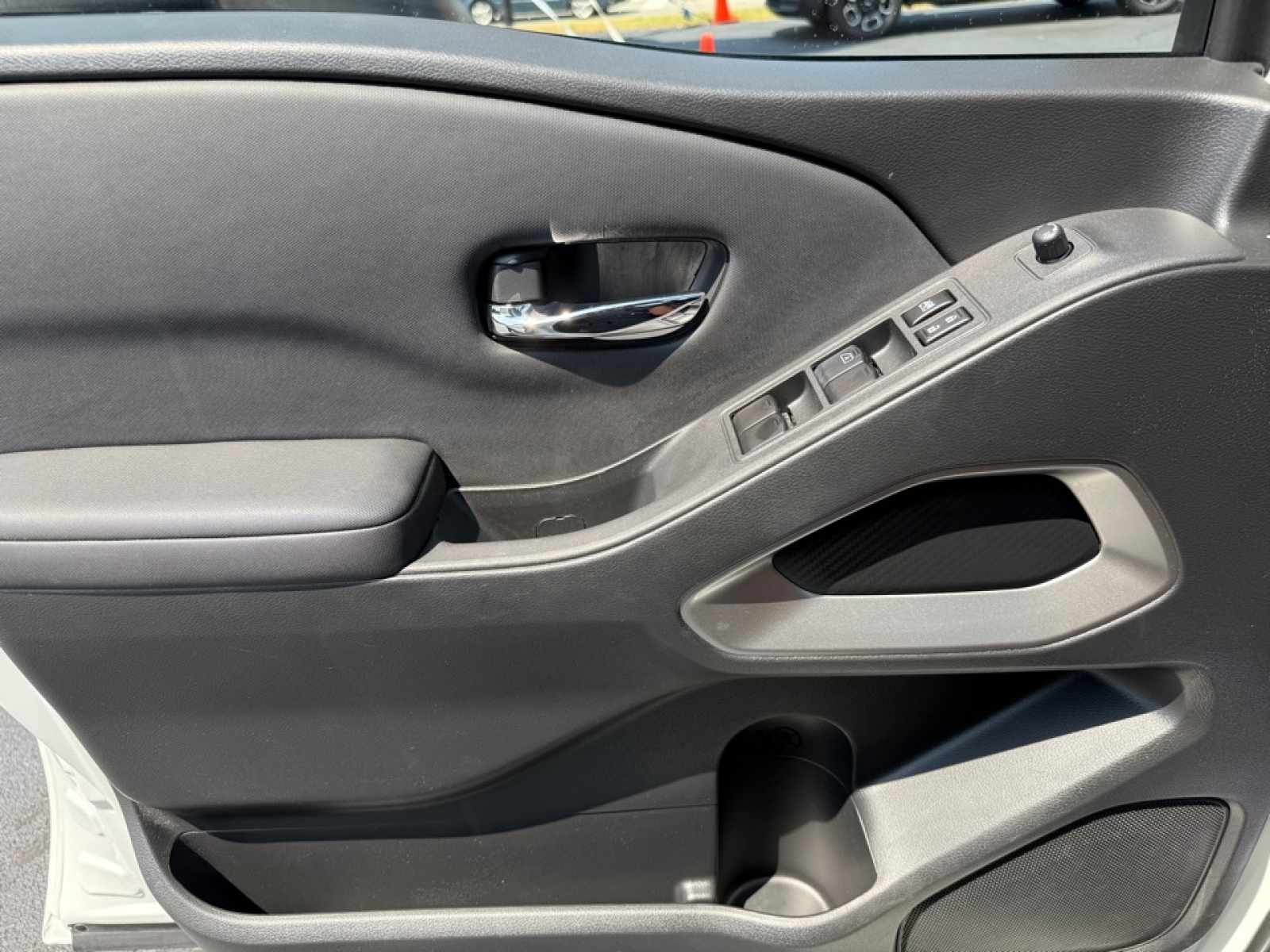 2022 Nissan Frontier Crew Cab SV photo 31