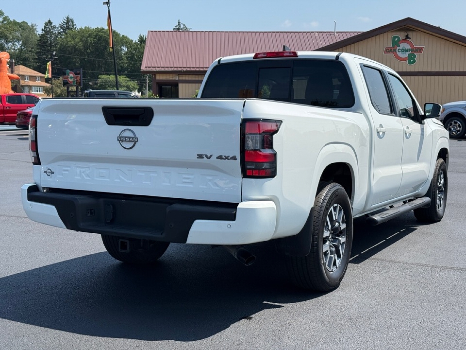2022 Nissan Frontier Crew Cab SV photo 8