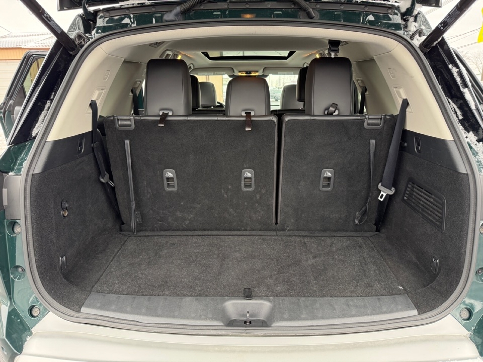 2022 Nissan Pathfinder SL 4WD, 39175, Photo