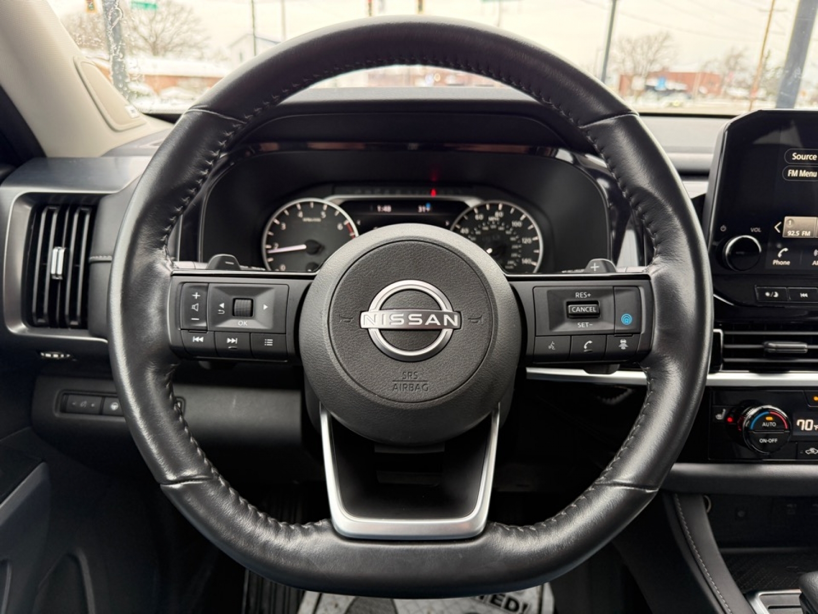 2022 Nissan Pathfinder SL 4WD, 39175, Photo