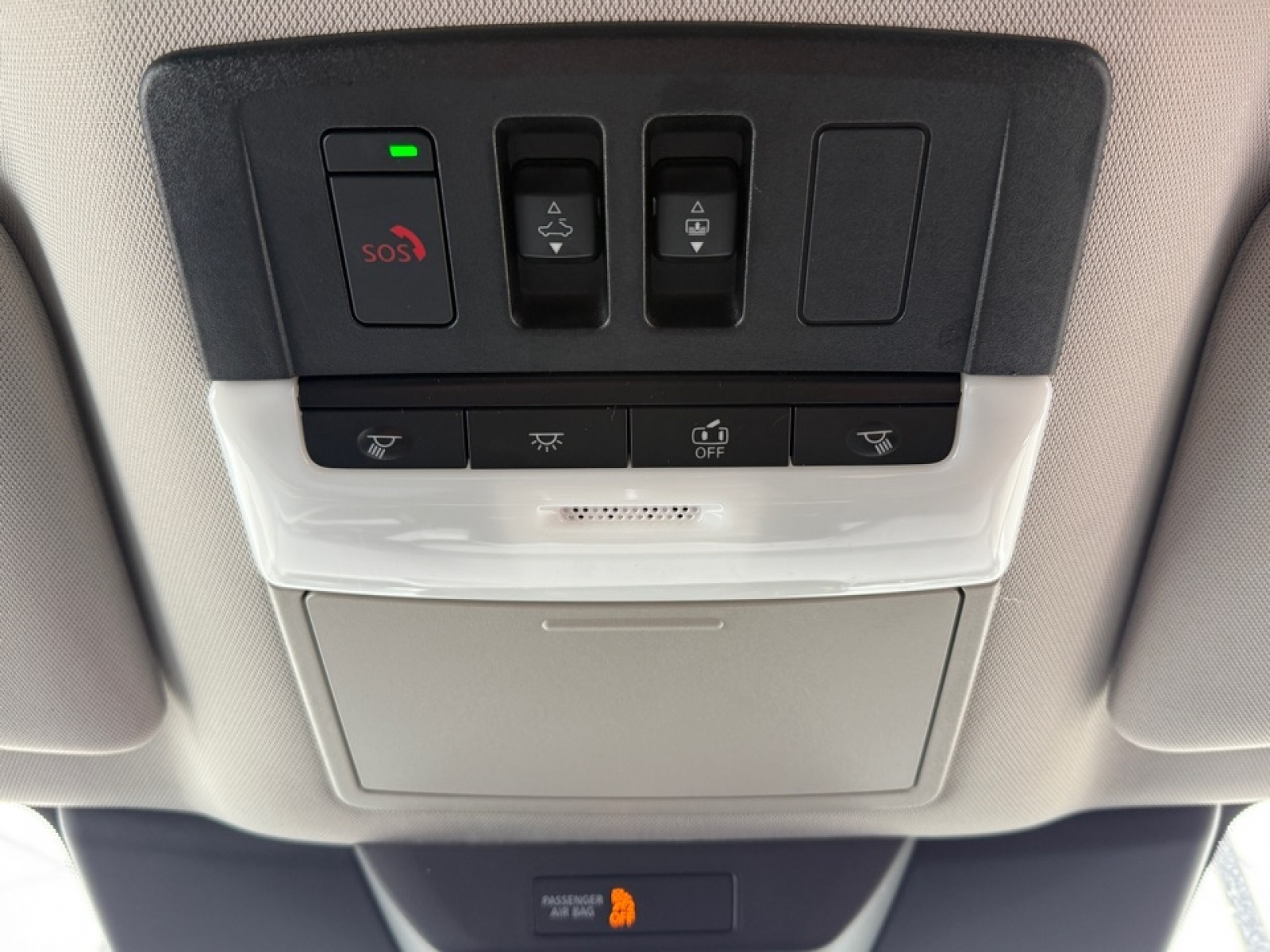 2022 Nissan Pathfinder SL 4WD, 39175, Photo