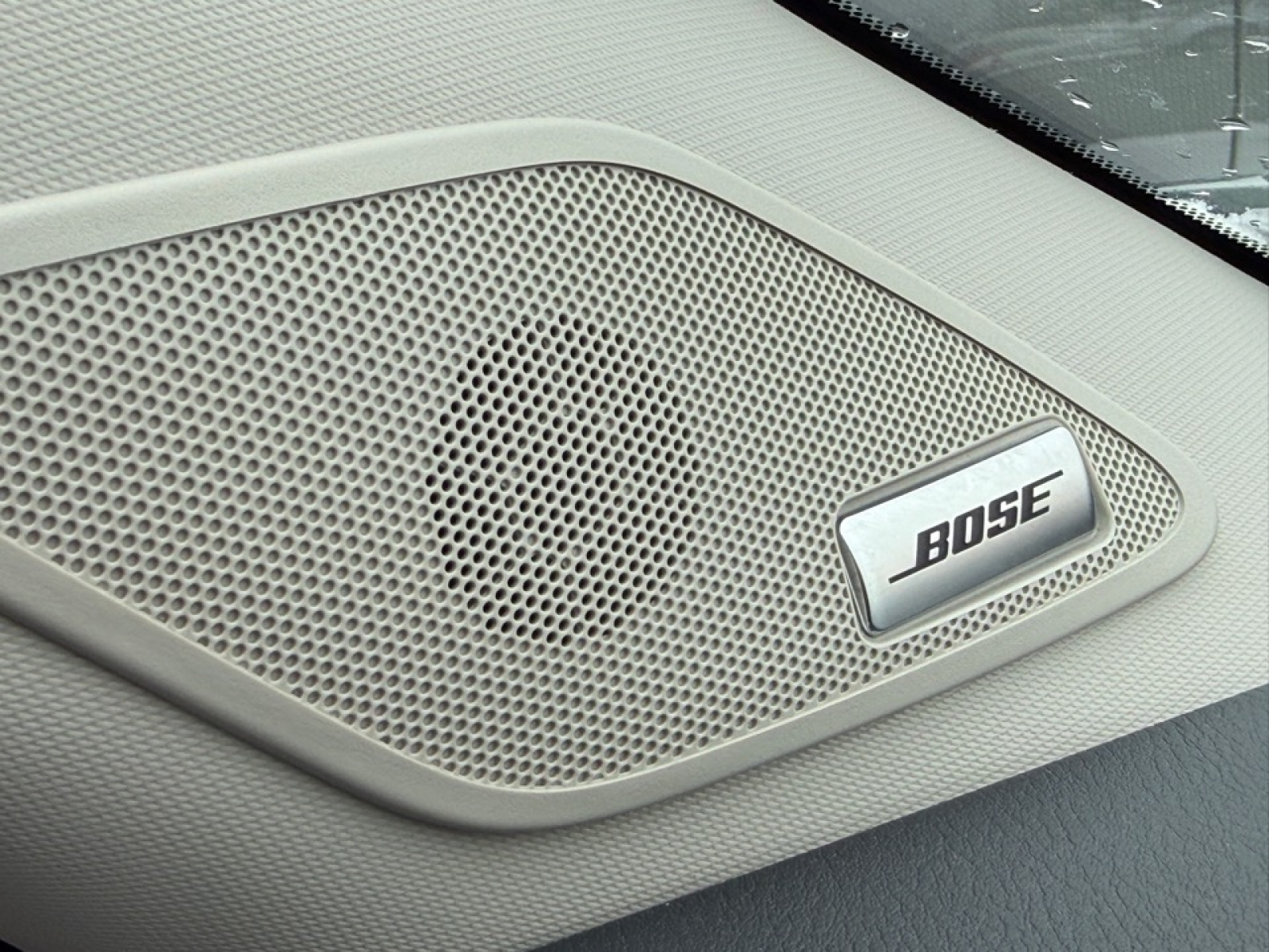 2022 Nissan Pathfinder SL 4WD, 39175, Photo