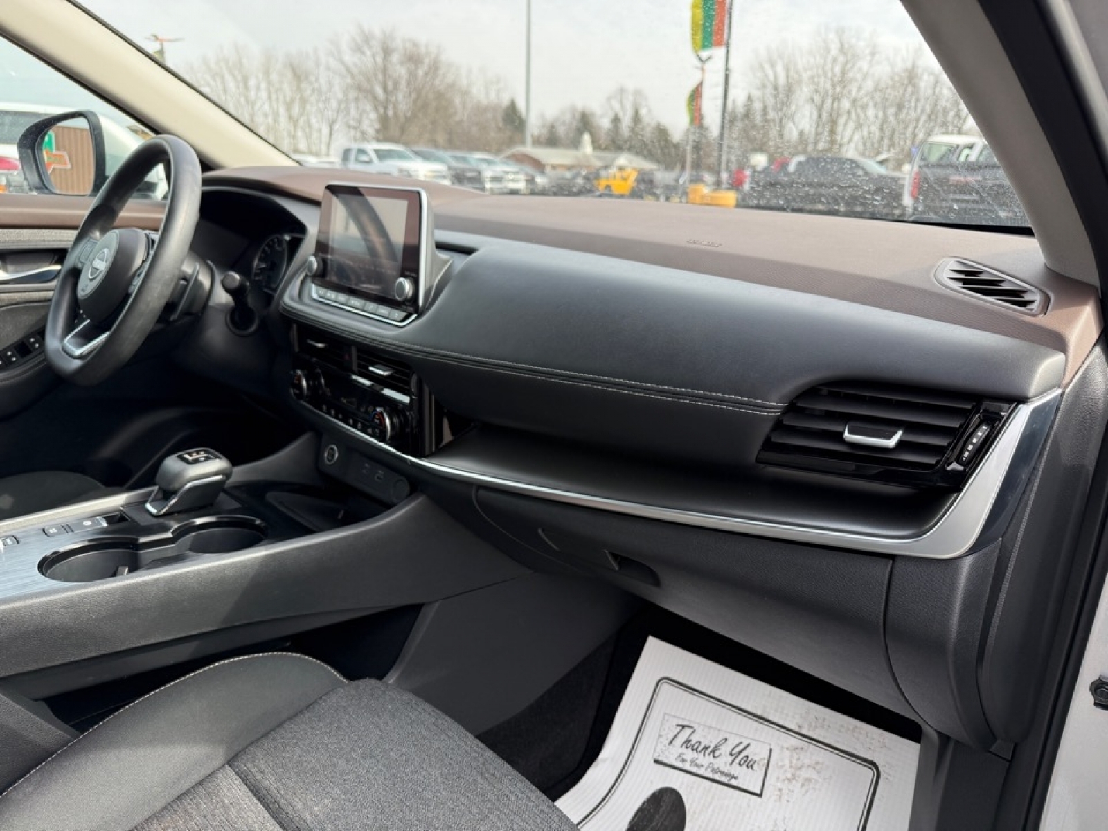 2022 Nissan Rogue SV FWD, 39498, Photo