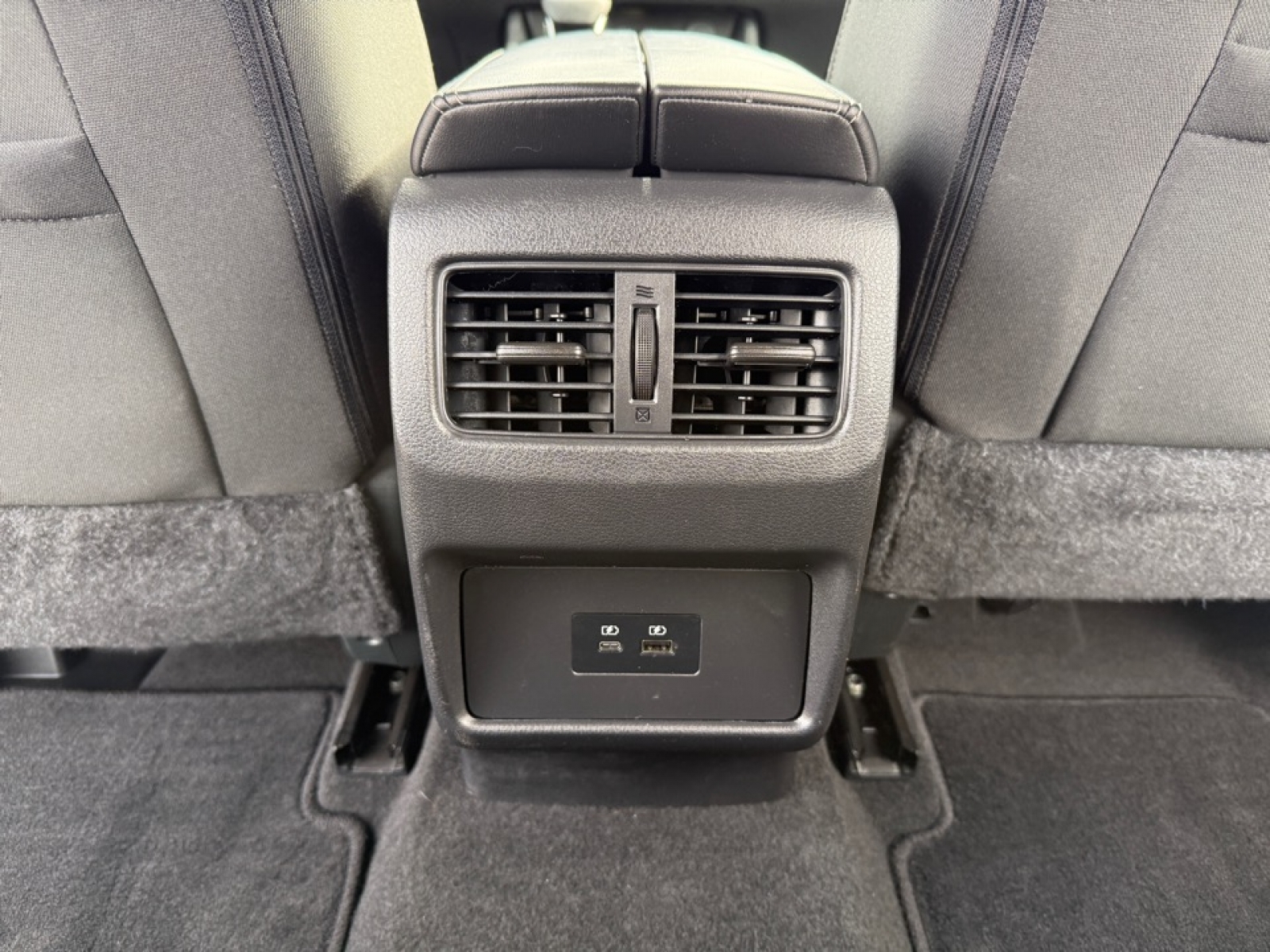 2022 Nissan Rogue SV FWD, 39498, Photo