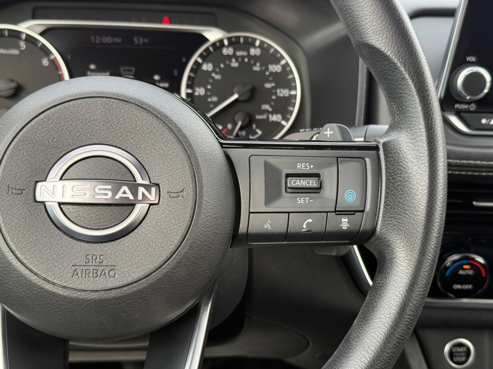 2022 Nissan Rogue SV FWD, 39498, Photo