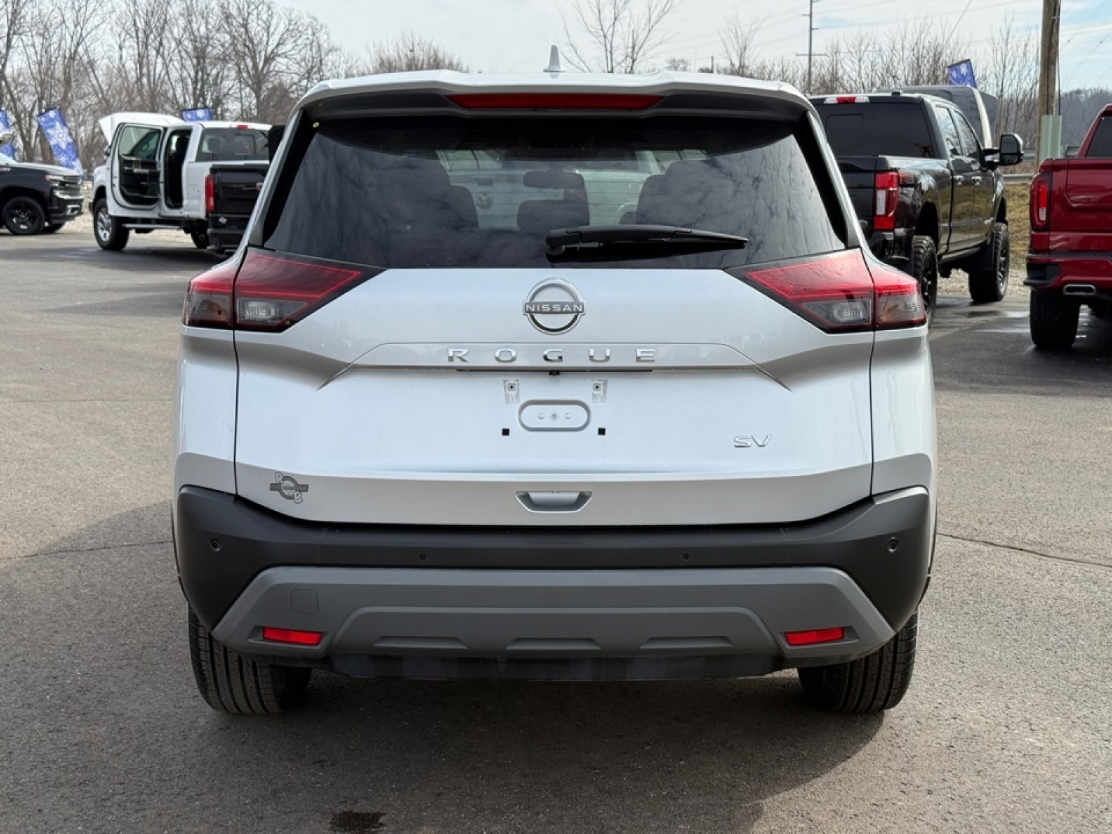 2022 Nissan Rogue SV FWD, 39498, Photo